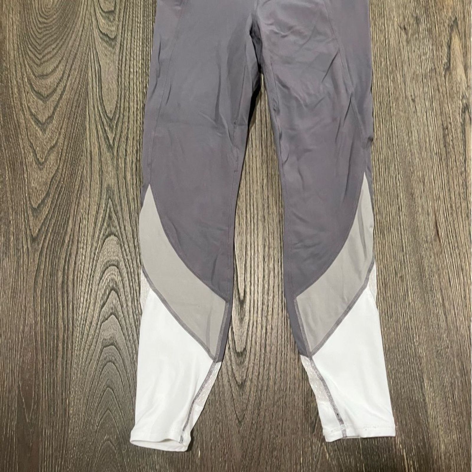 Athleta Athleta Salutation Leggings Mesh Colorblock High Rise Yoga Size 24" / US 00 / IT 34 - 2 Thumbnail