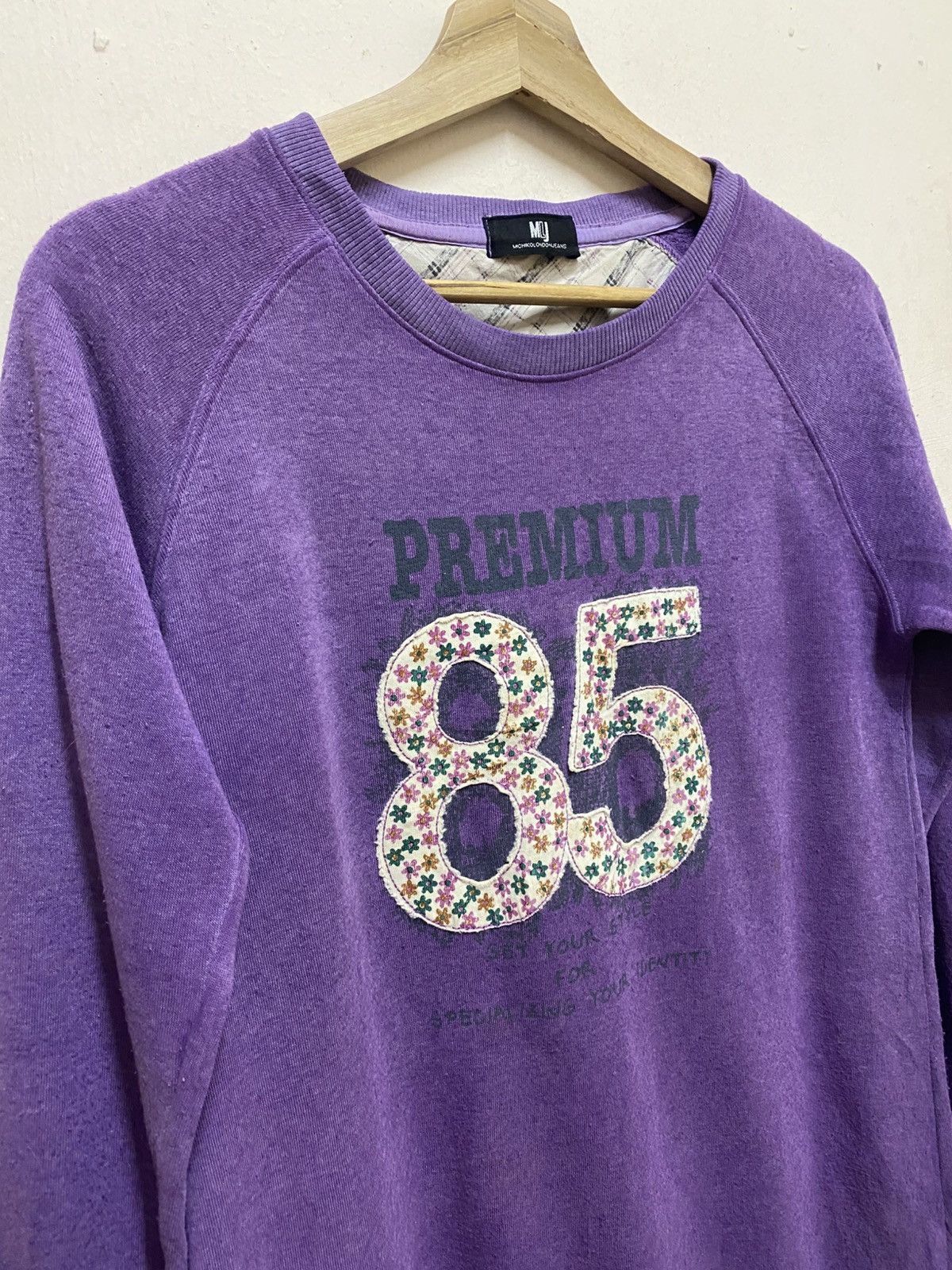 If Six Was Nine Michiko London Jeans Sweatshirt Crewneck Size US S / EU 44-46 / 1 - 3 Thumbnail