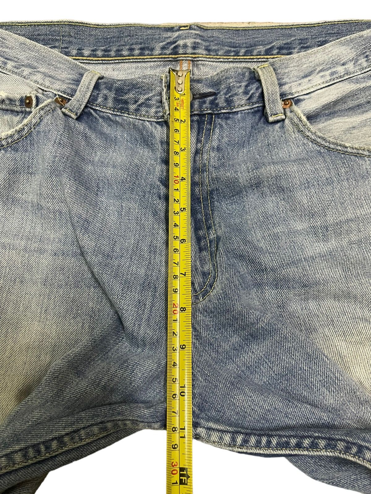 Levi's Vintage Levis Classic Blue Wash Short Jeans Size US 34 / EU 50 - 12 Thumbnail