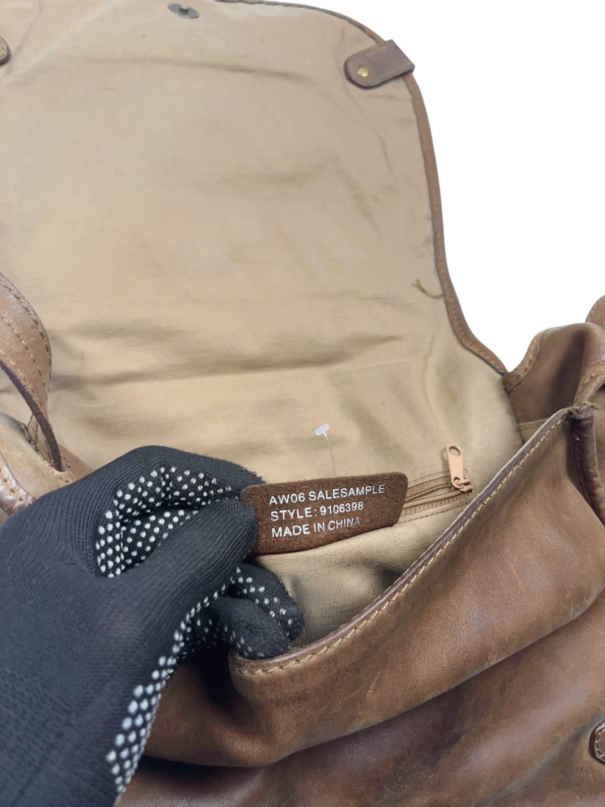 Ecco × Leather × Vintage Vintage Ecco Leather Messenger Bag Size ONE SIZE - 9 Thumbnail