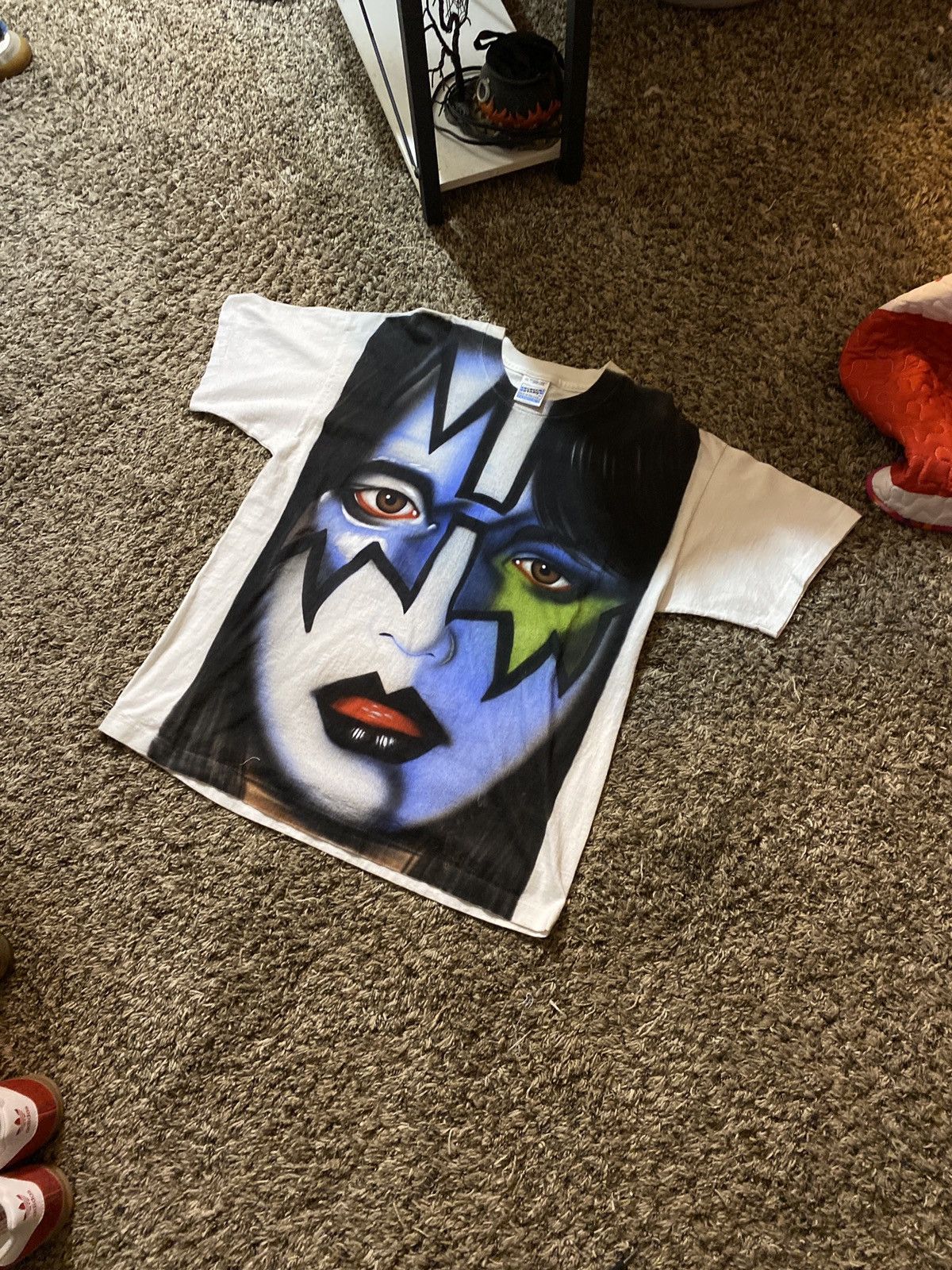 Hanes Vintage 1996 kiss big face ace frehley aop Size US XL / EU 56 / 4 - 1 Thumbnail