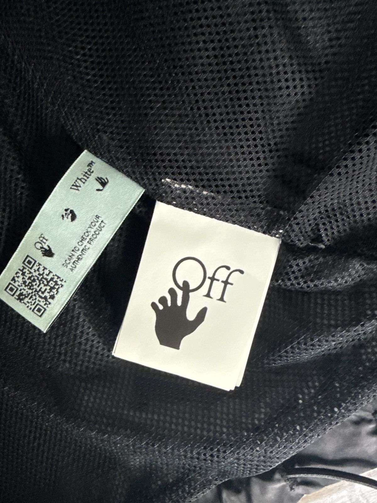 Off-White Off-White Bookish Logo Nylon Jacket ‘Black/White’ Size US M / EU 48-50 / 2 - 3 Thumbnail