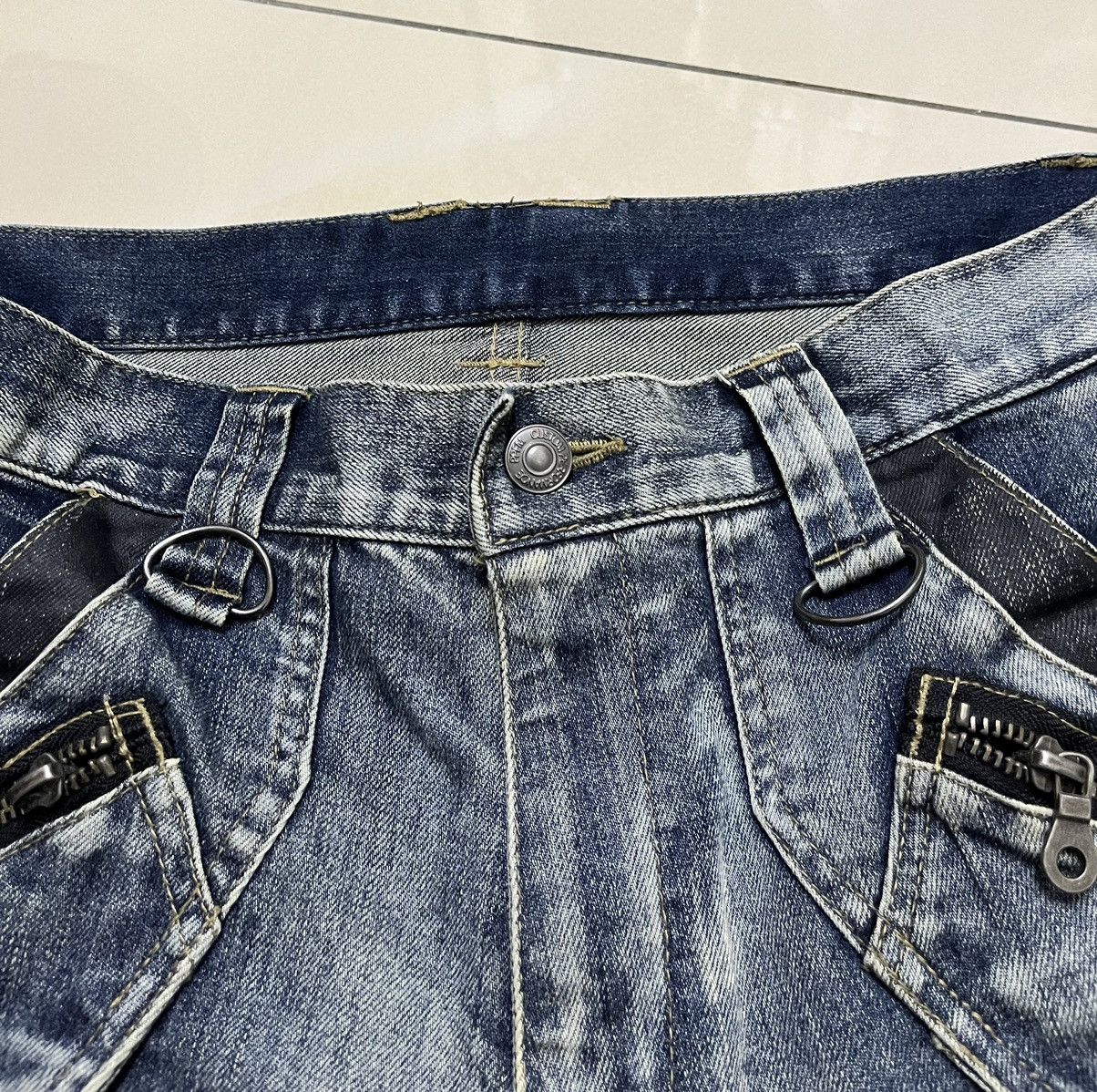 PPFM PPFM J spiral cut bondage curved punk style denim Size US 33 - 10 Thumbnail