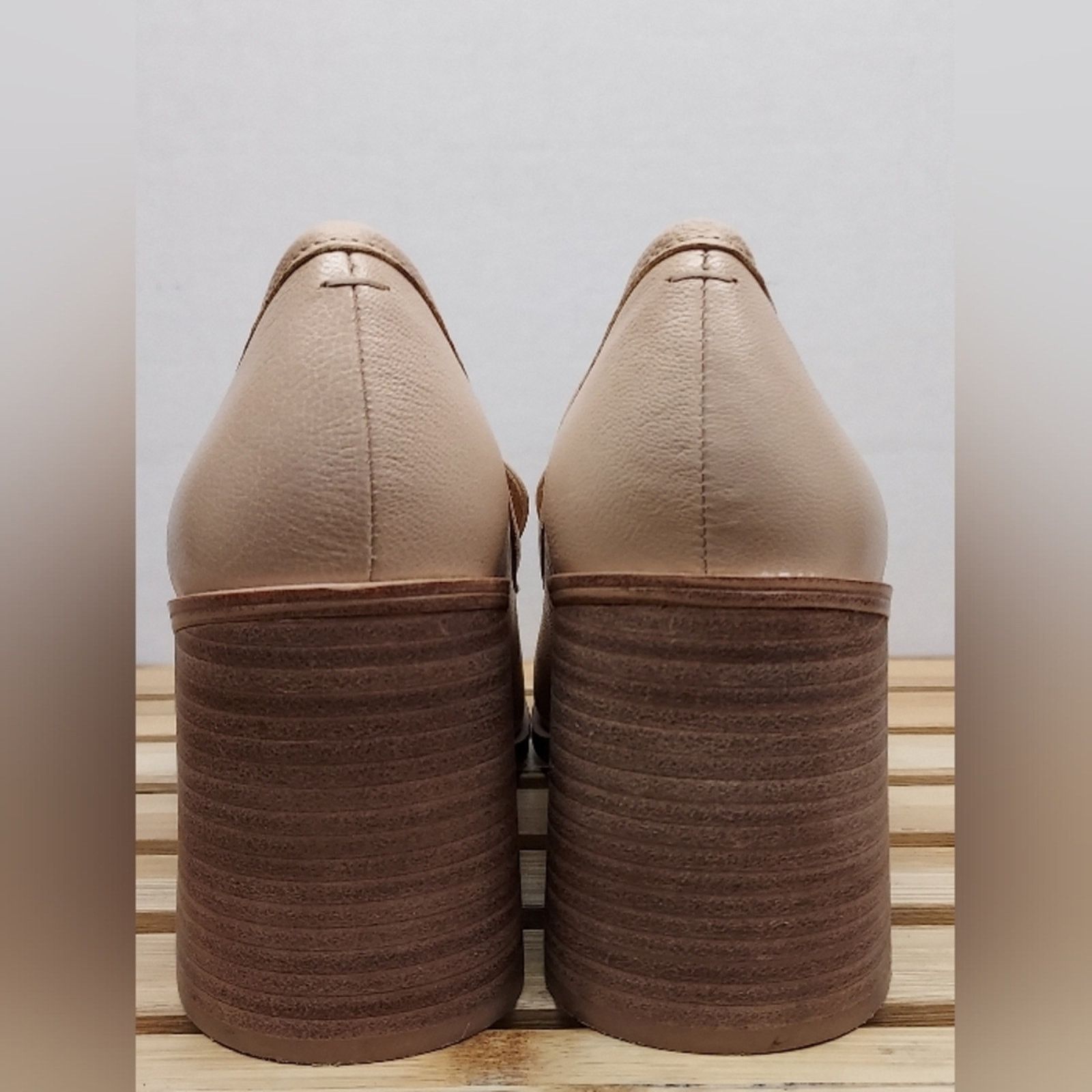 Other Crown Vintage Womens Beigh Caitlun Block Heel Pumps Size 10 Size US 10 / IT 40 - 7 Thumbnail