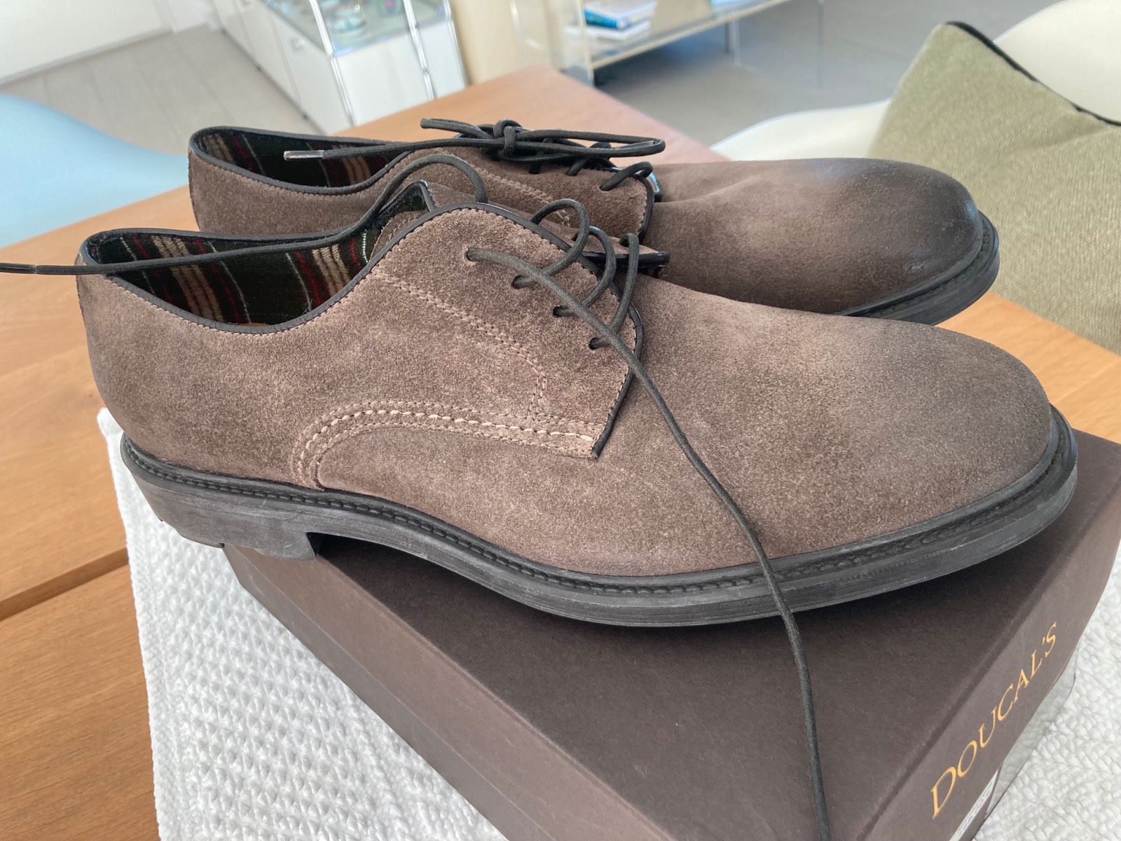 image of Doucals Suede Brown Handcrafted Italian Doucal's Derby Shoe New, Men's (Size 10)
