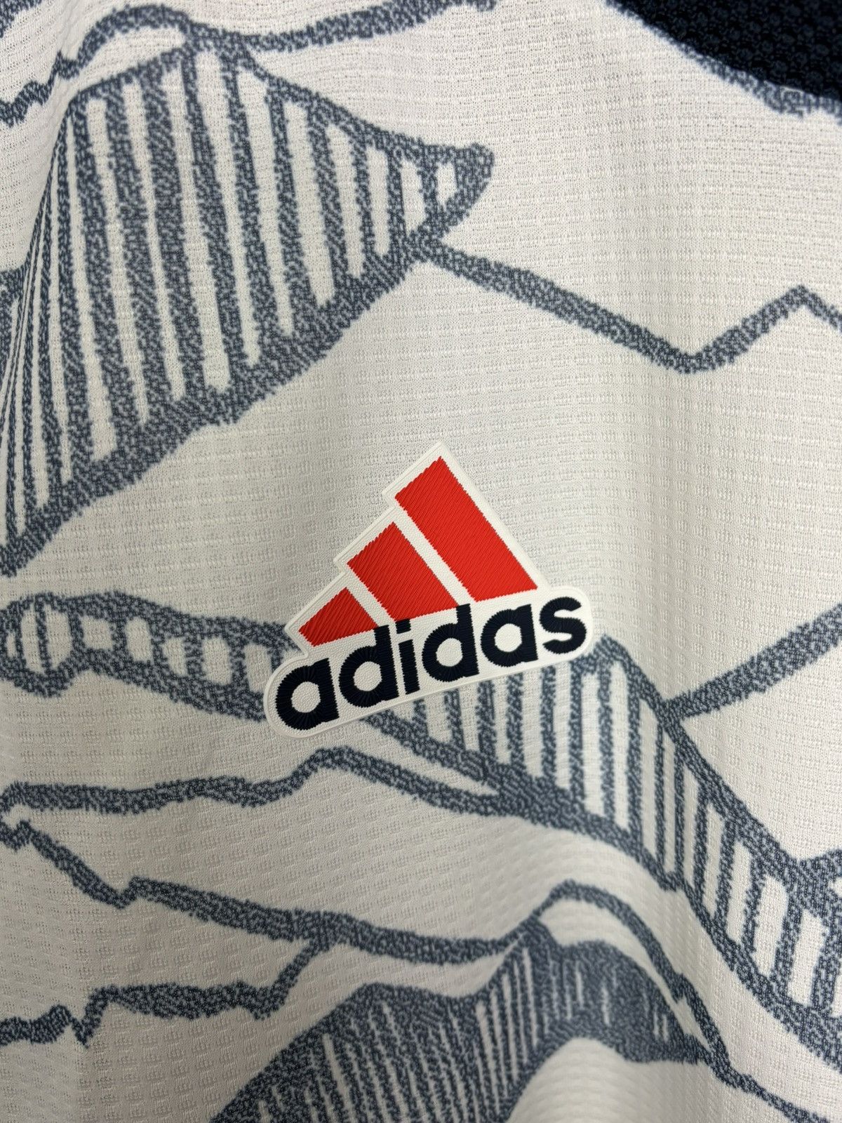 Adidas Bayern Munich 2021-2022 Away Player Issue Soccer Jersey Size US M / EU 48-50 / 2 - 6 Thumbnail