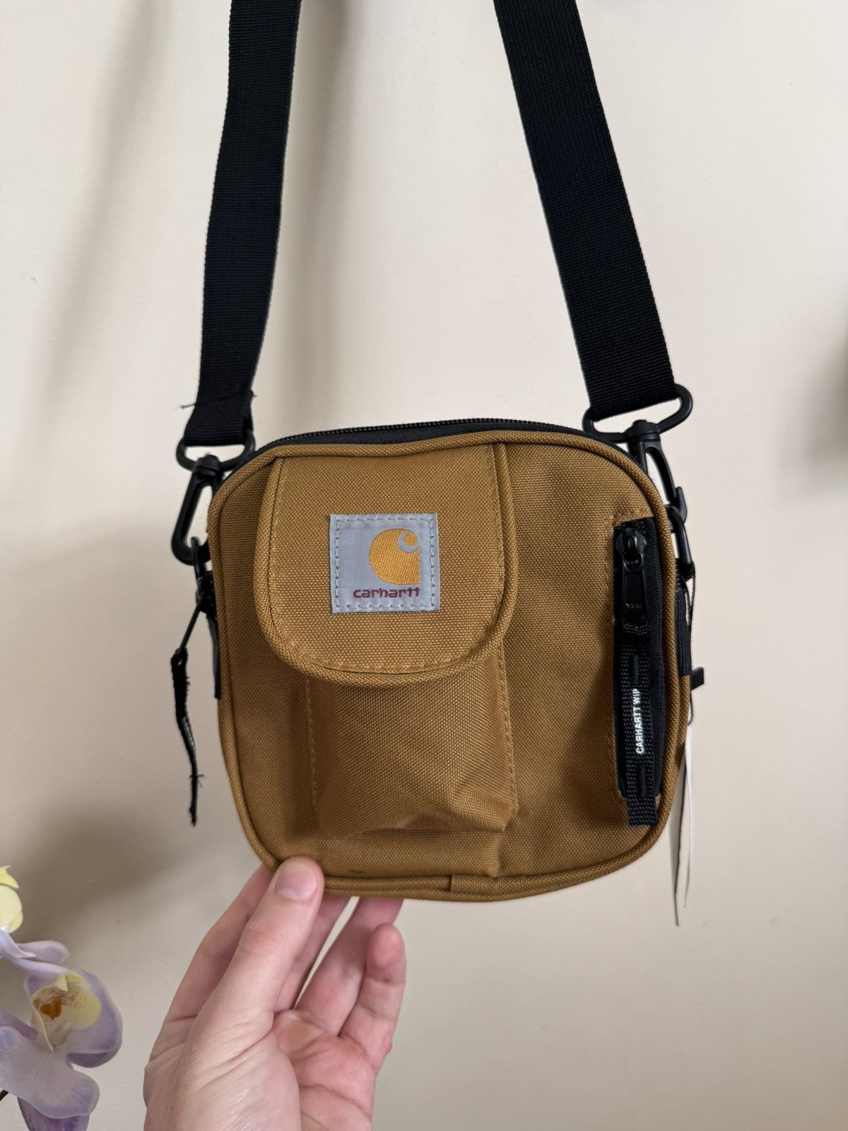 Carhartt Carhartt WIP Essentials Bag Crossbody Shoulder Bag Sand Size ONE SIZE - 5 Thumbnail