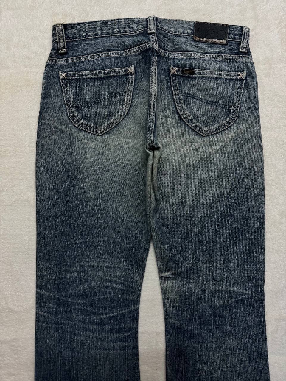 Lee FLARE Vintage 90s Lee Faded Distressed Thrashed Bootcut Jean Size US 30 / EU 46 - 14 Thumbnail