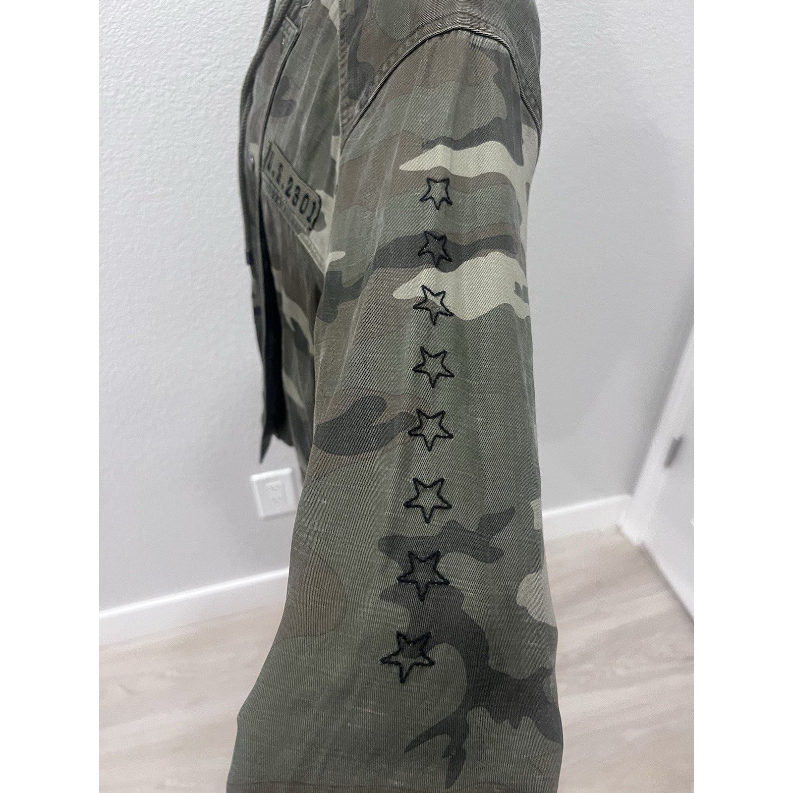 Rails Rails Women’s Tennessee Jungle Camo Zip Up Twill Utility Size M / US 6-8 / IT 42-44 - 4 Thumbnail