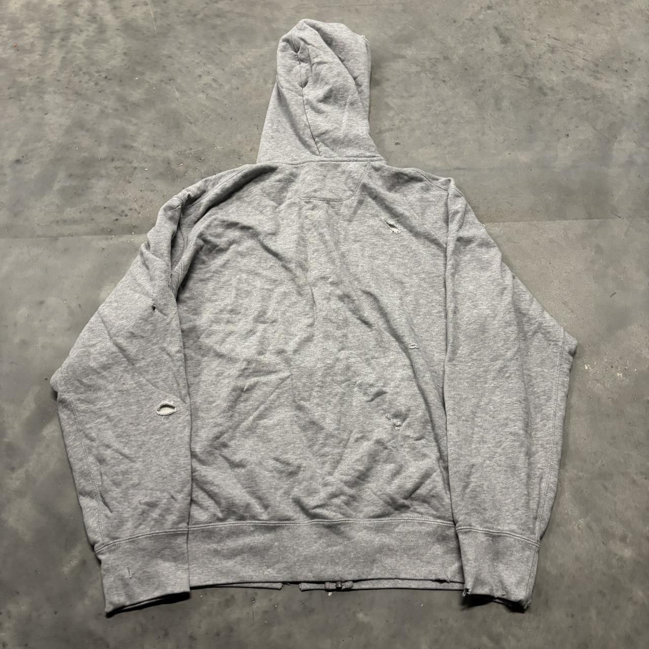Japanese Brand × Vintage Crazy Vintage Y2K/2000s Light Grey Thrashed Distressed Style Streetwear Zip Up Hoodie! Size US L / EU 52-54 / 3 - 7 Thumbnail