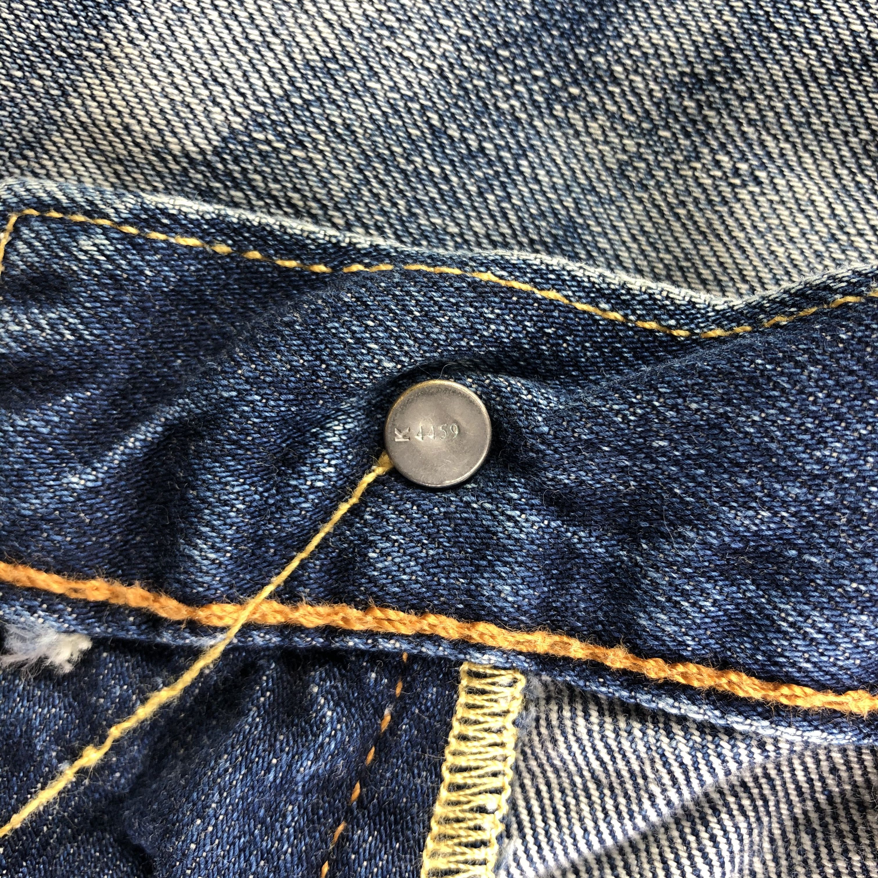 Levi's Vintage Levis 505 Jeans Faded Blue Denim KJ1853 Size US 30 / EU 46 - 9 Thumbnail