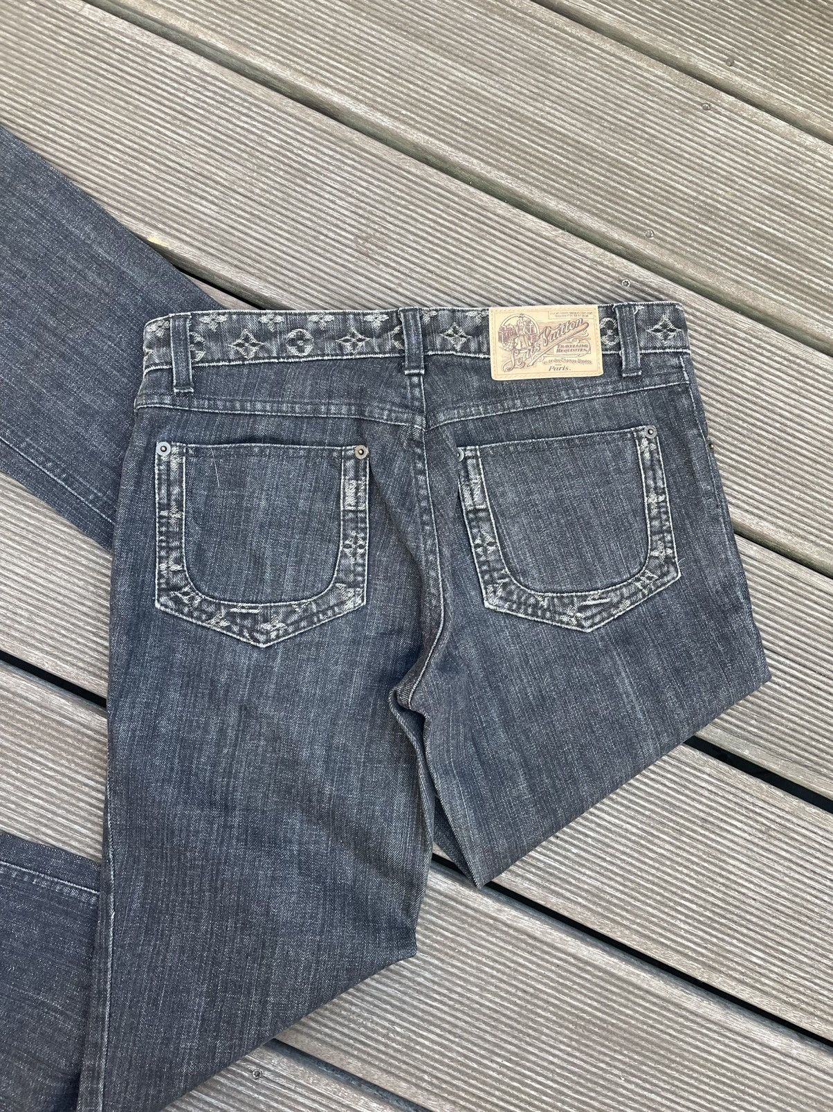 Louis Vuitton Louis Vuitton LV pants vintage logo jean pants monogram Size 26" / US 2 / IT 38 - 10 Thumbnail