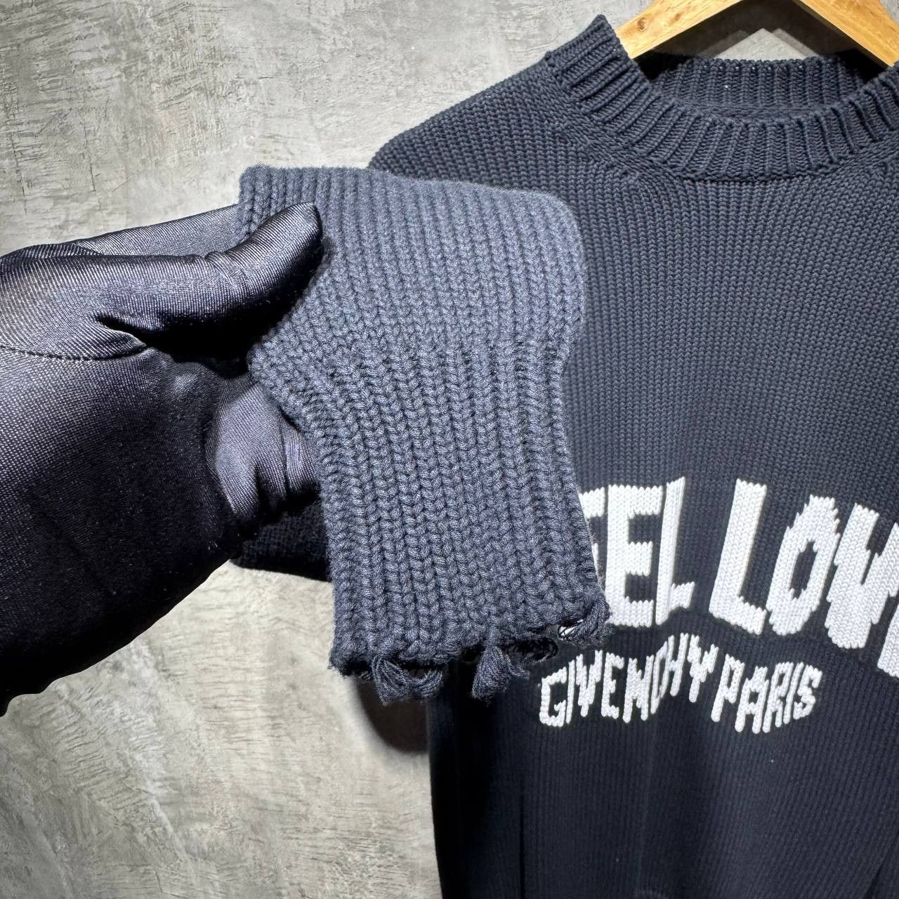 Givenchy Givenchy “I Feel Love” Knitted sweatshirt Size US S / EU 44-46 / 1 - 5 Thumbnail