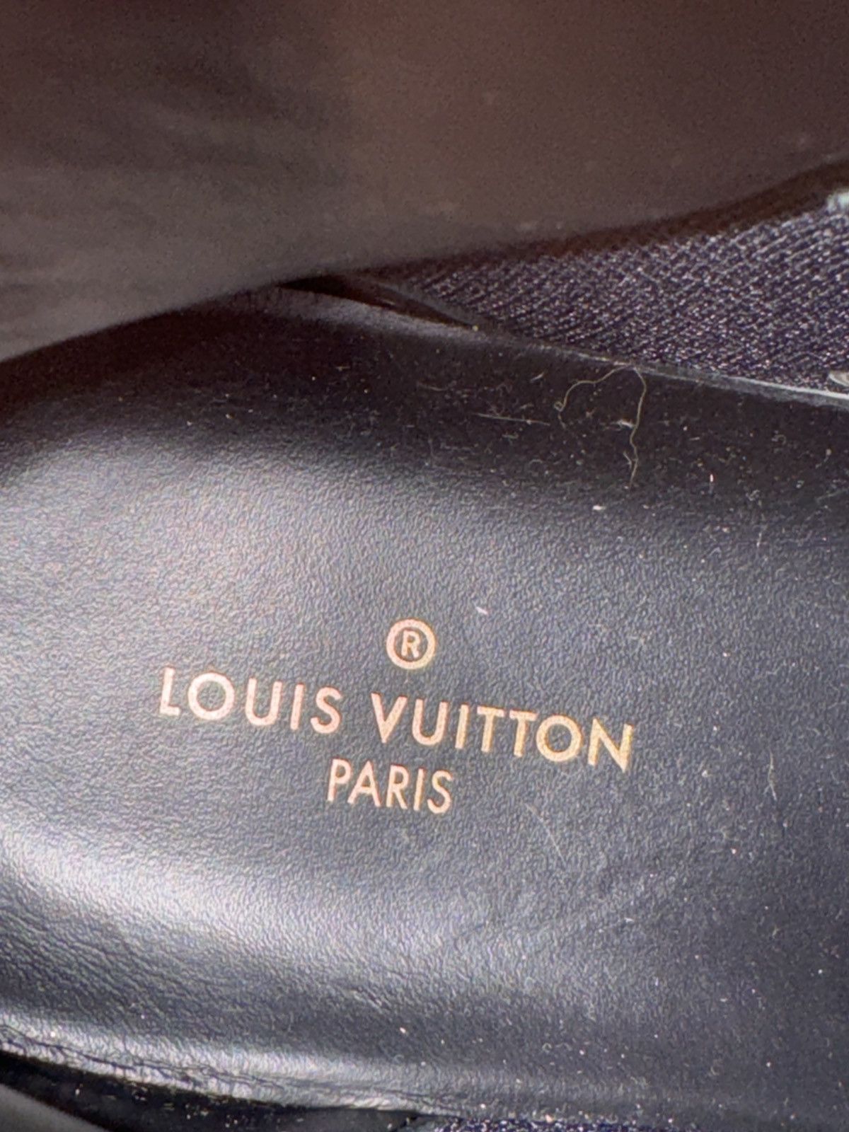 Louis Vuitton Louis vuitton rivoli Size US 8 / EU 41 - 11 Thumbnail