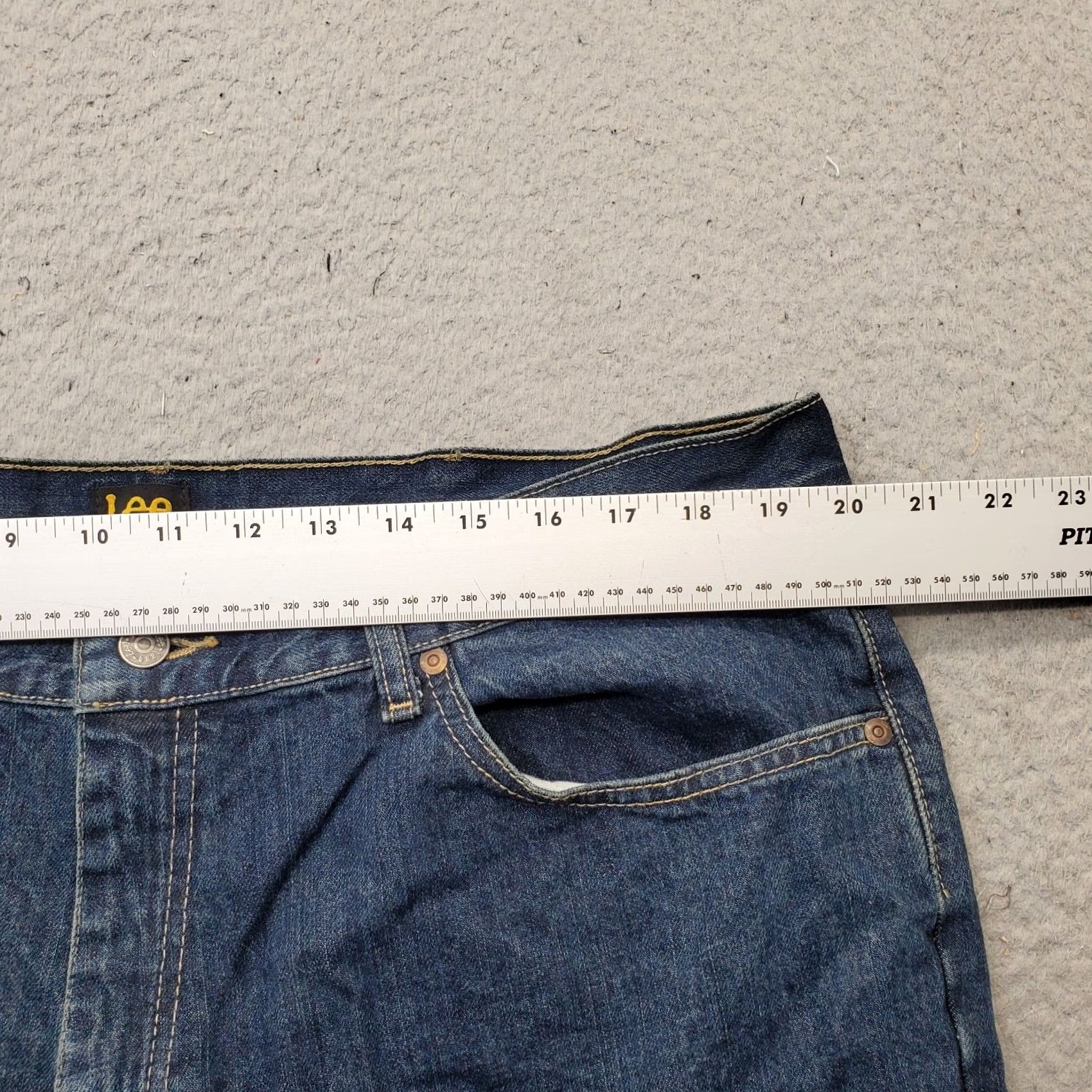 Lee Lee Jeans Mens 40x30 Blue Denim Medium Wash Relaxed Fit Straight Leg Jeans Size US 40 / EU 56 - 6 Thumbnail