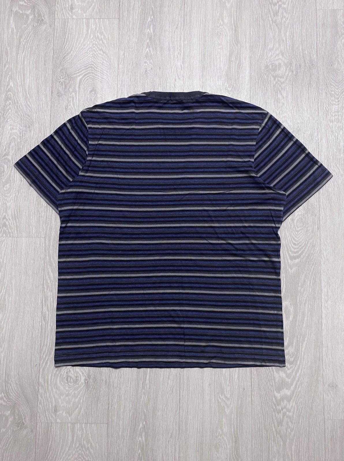 Louis Vuitton Louis Vuitton Multicolour Striped T-shirt Embroidered Logo Size US L / EU 52-54 / 3 - 3 Thumbnail