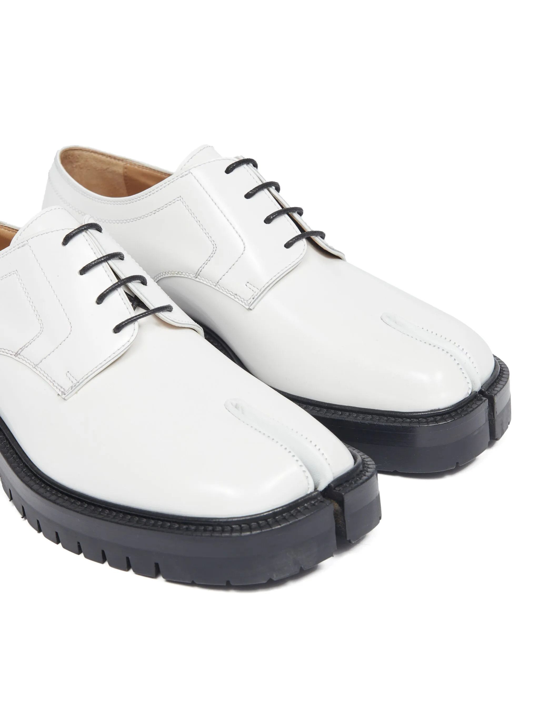 Maison Margiela o1w1db11225 Tabi Lace-up Derby Shoes in White Size US 11 / IT 41 - 6 Thumbnail