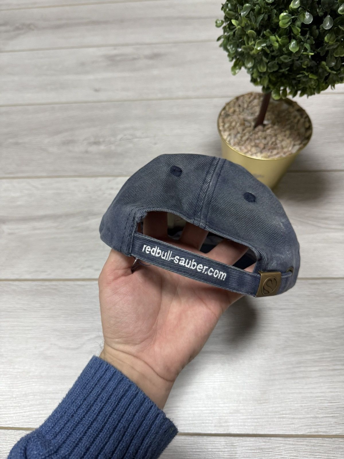 Red Bull Red Bull Sauber Petronas vintage cap Size ONE SIZE - 2 Thumbnail