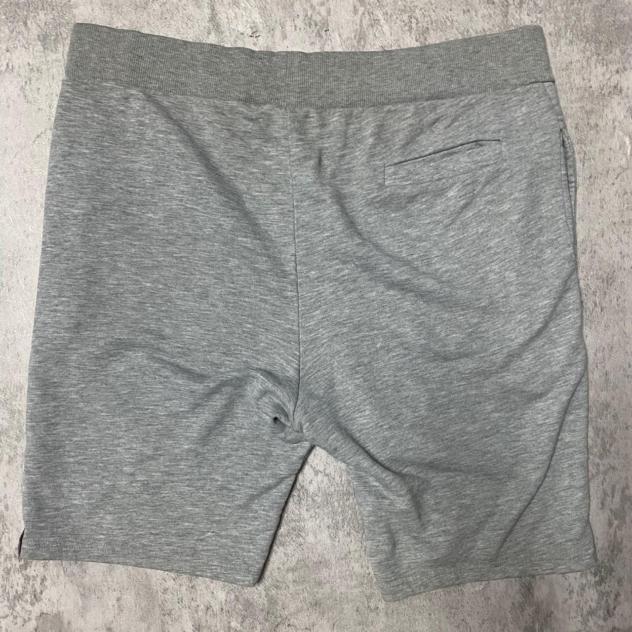 Alpha Industries Grey Alpha Industries sweat shorts #streetwear Size US 38 / EU 54 - 6 Thumbnail