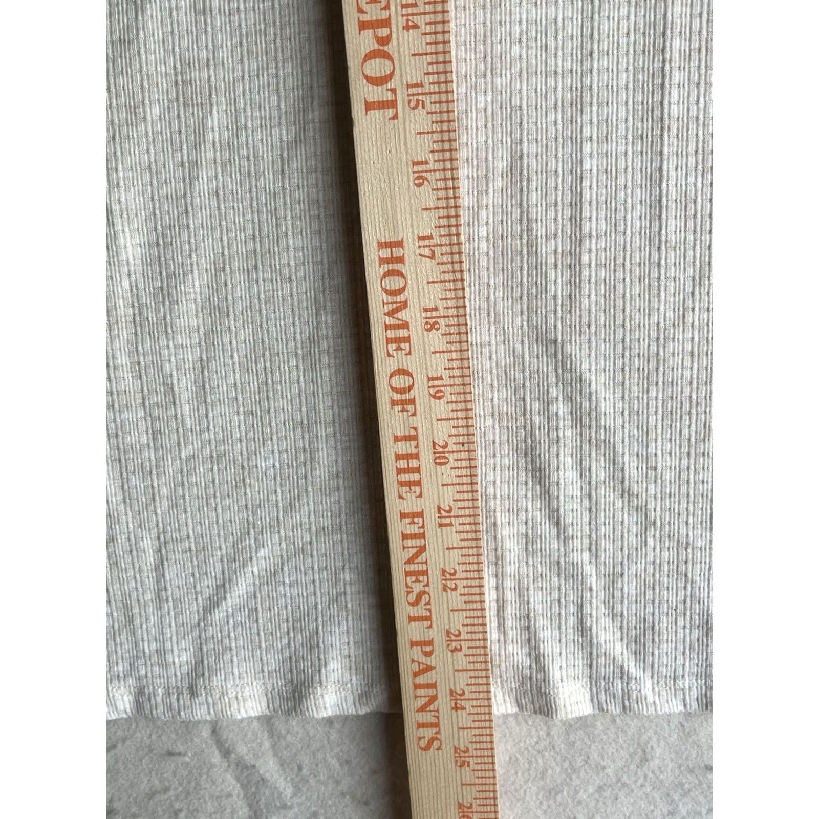 Vintage G.H. Bass & Co. Women's Beige Knit Henley Long Sleeve Top Button M Beige Henley Casual Knit Top Women Xs? (No) Size M / US 6-8 / IT 42-44 - 4 Thumbnail