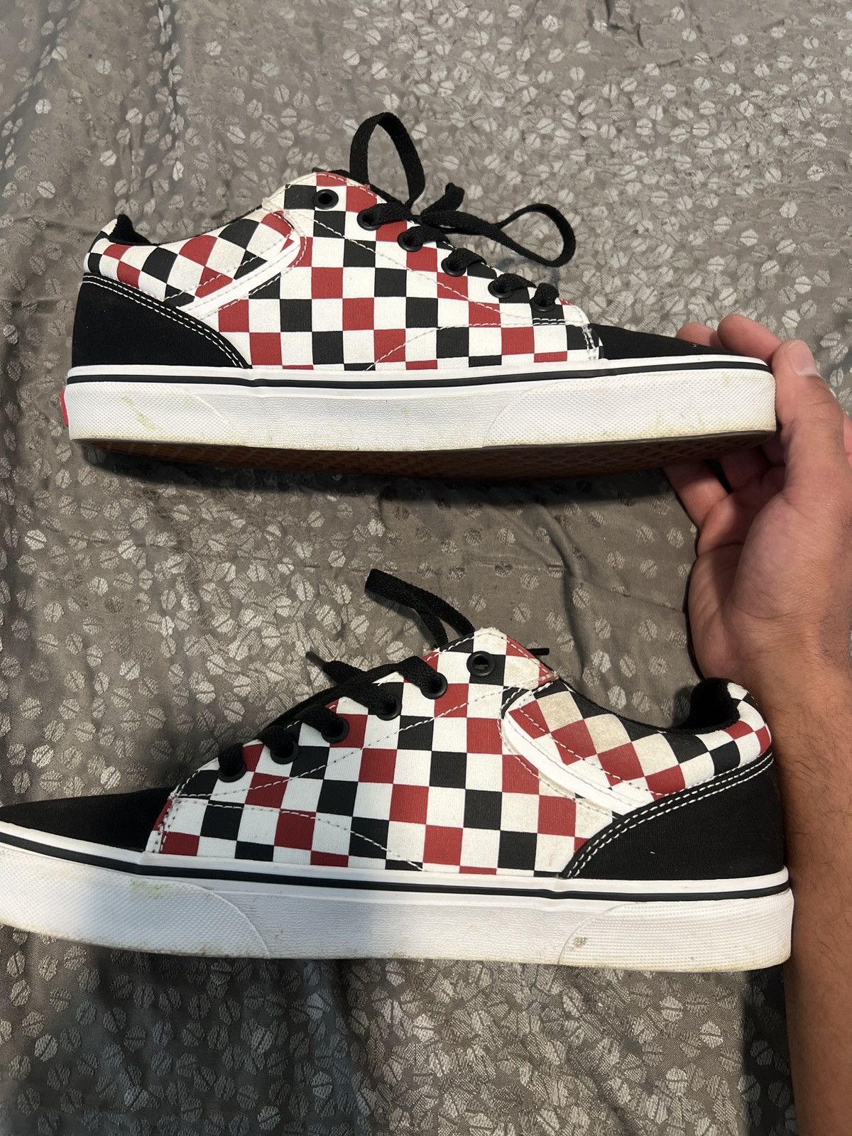 Vans Vans red black and white checkered Size US 10 / EU 43 - 3 Thumbnail