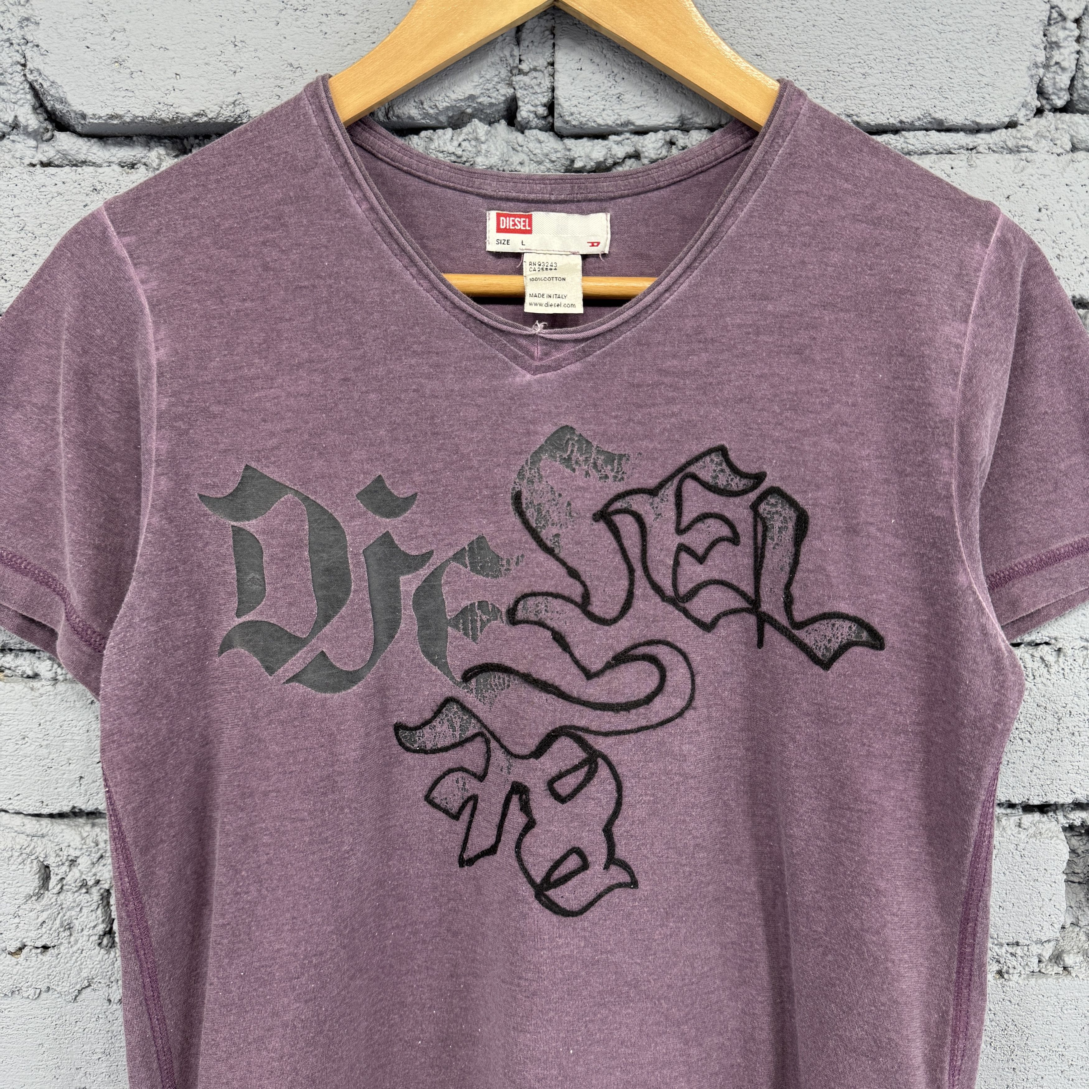 Diesel Rare Vintage Purple Diesel Sunfaded Tshirt Size L / US 10 / IT 46 - 3 Thumbnail