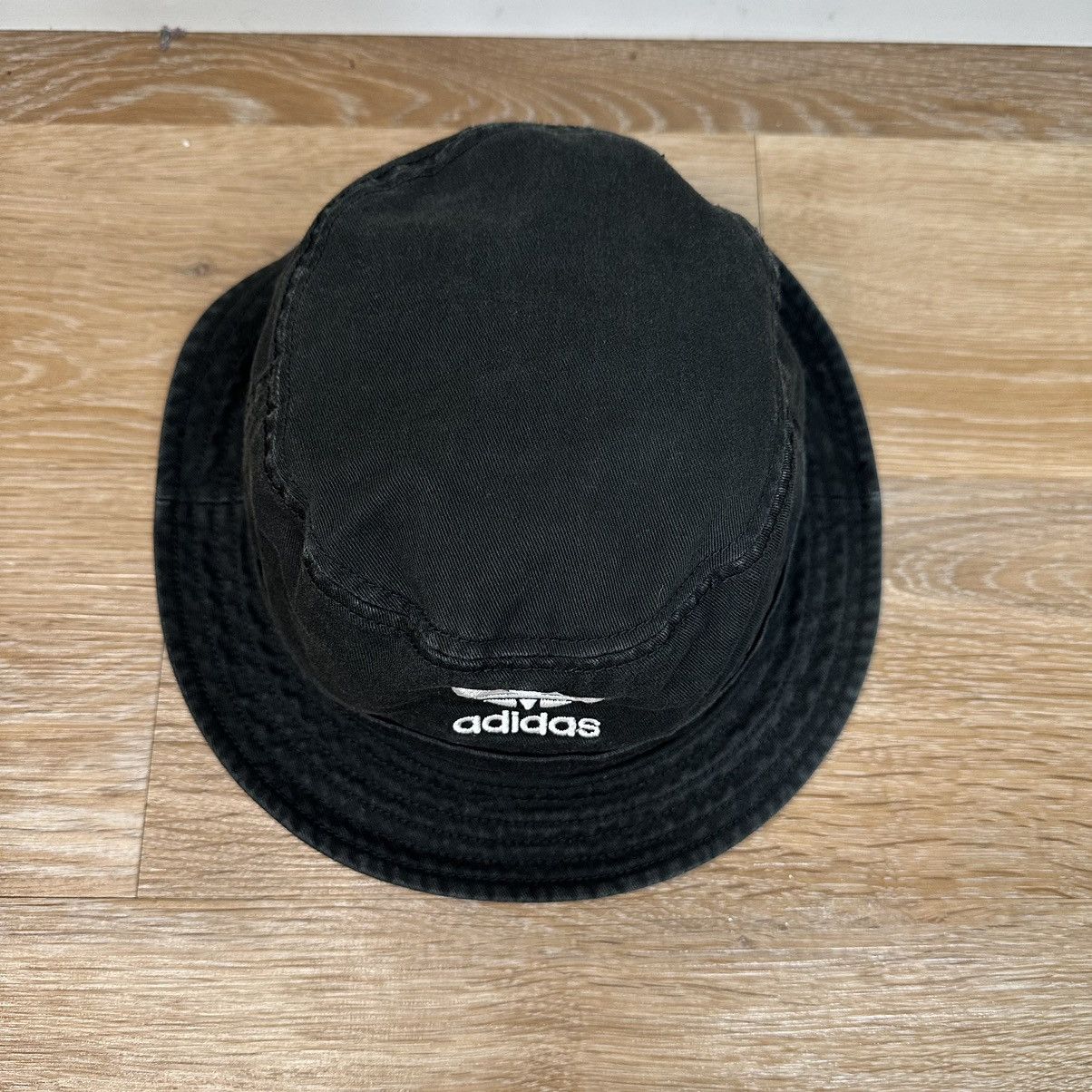 Adidas Adidas Unisex Black Washed Bucket Hat Size ONE SIZE - 2 Thumbnail