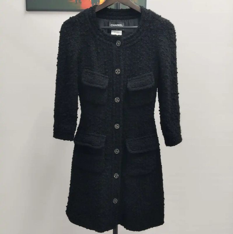 Chanel Chanel Black Long Coat for Women 0089 Size S / US 4 / IT 40 - 1 Thumbnail