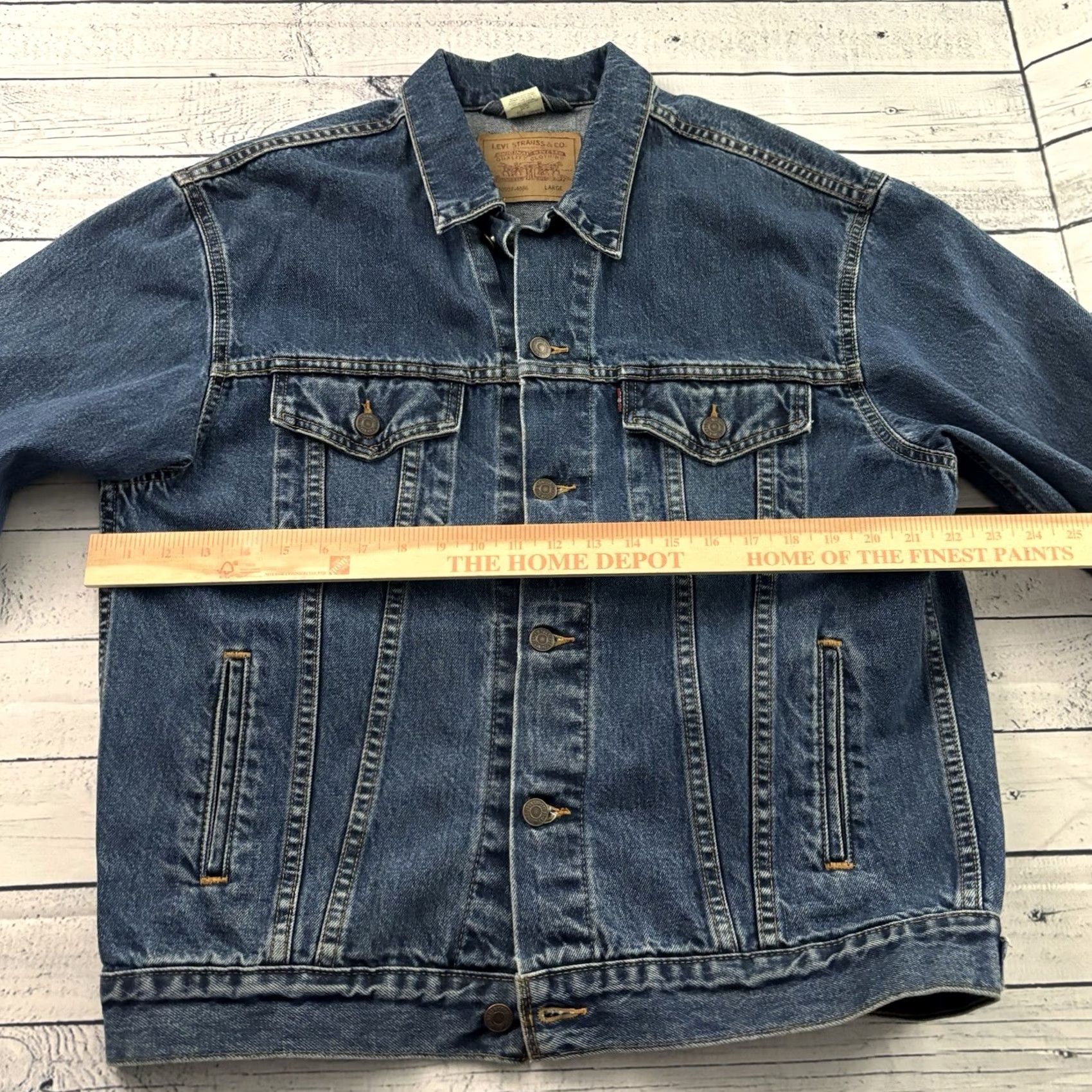Levi's VINTAGE Levi's Trucker Denim Jacket Men's Large Blue Relaxed Fit Jacket Size US 33 - 6 Thumbnail