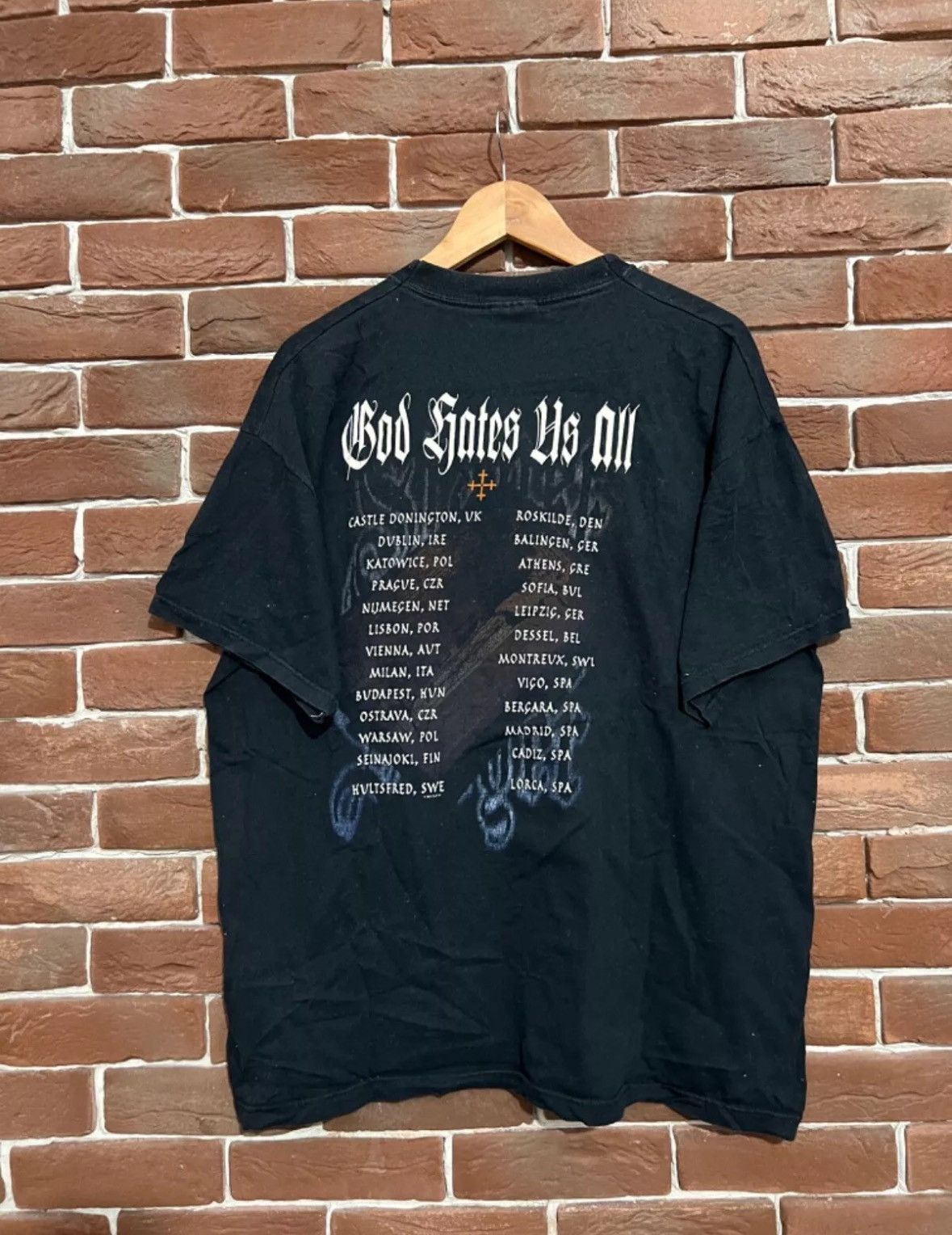 Band Tees Vintage Slayer 2002 Darkness Christ Metal Band Tshirt XL Size US XL / EU 56 / 4 - 2 Thumbnail
