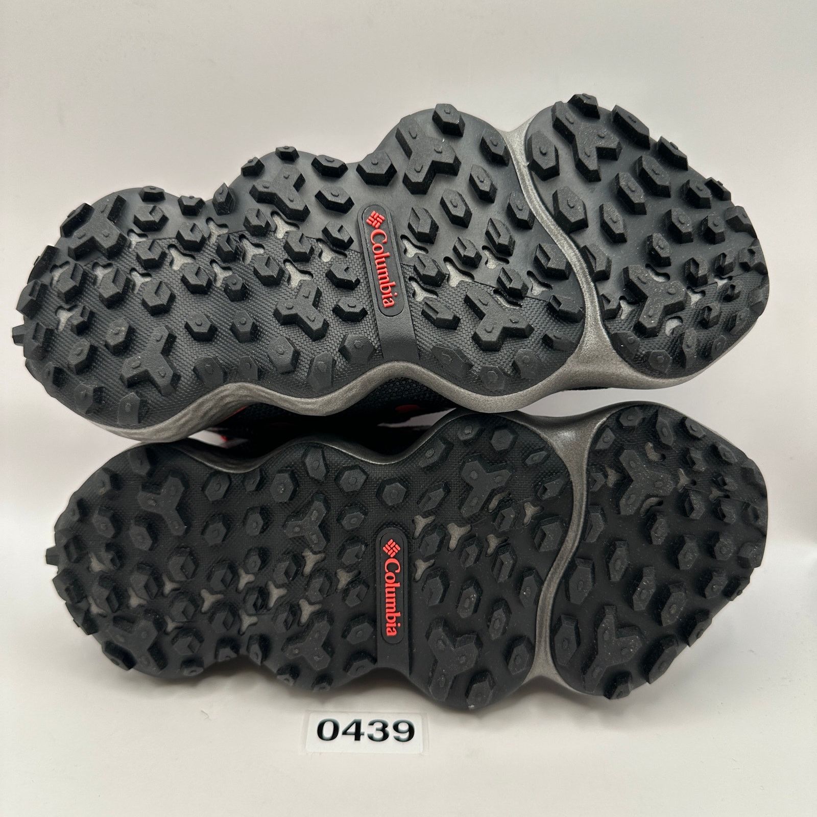 Columbia COLUMBIA Women's 5.5 Escape Thrive Ultra Black/Red Hiking Size US 5.5 / IT 35.5 - 7 Thumbnail