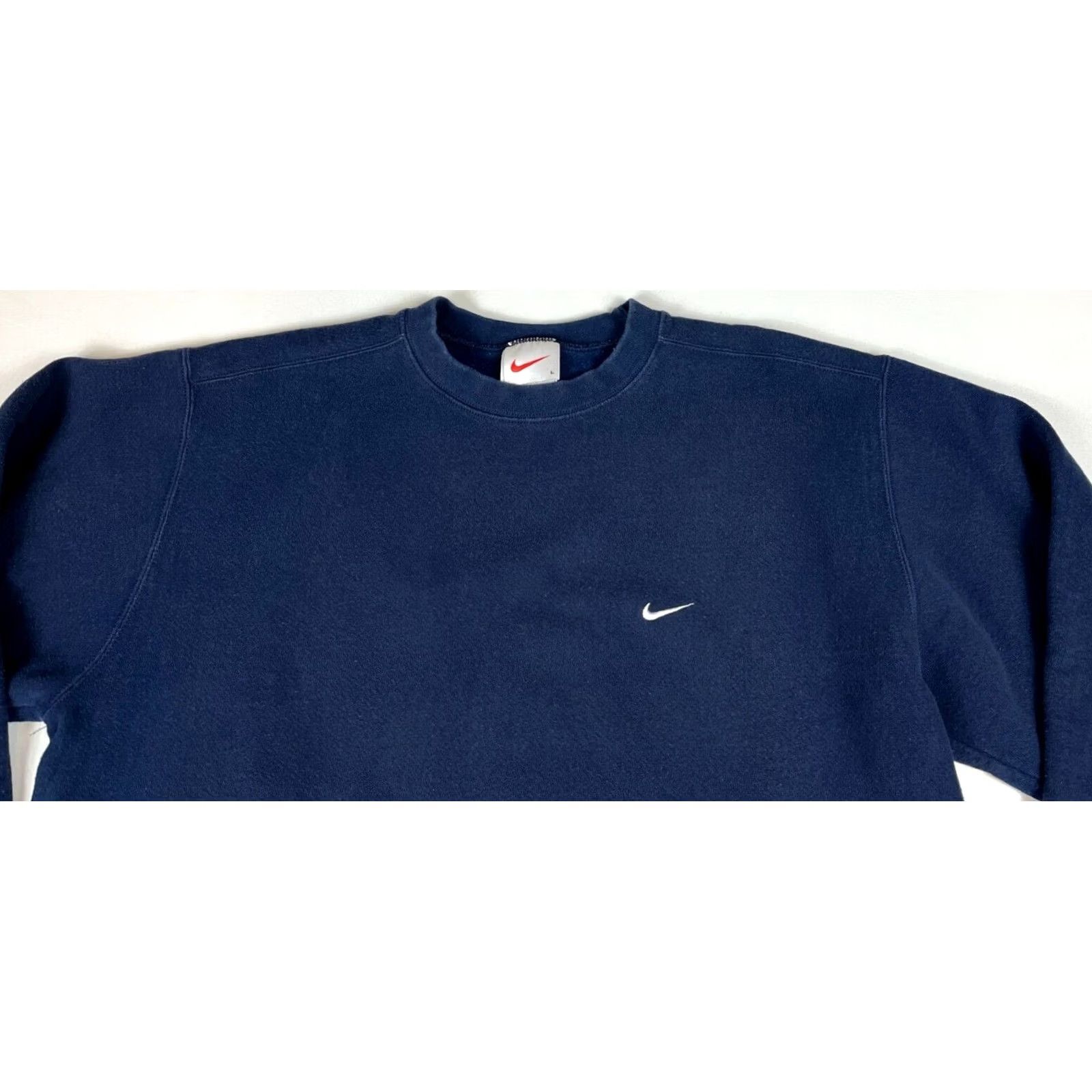 Nike Nike Men’s Vintage 90s Crewneck Sweatshirt Shirt L Navy White Embroidered Logo Crew Neck Size US L / EU 52-54 / 3 - 3 Thumbnail