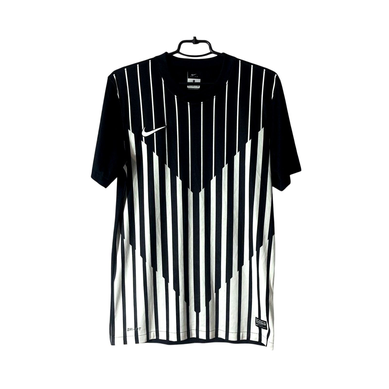 Nike Y2K Nike Striped Black /White T-shirt Size US S / EU 44-46 / 1 - 1 Thumbnail