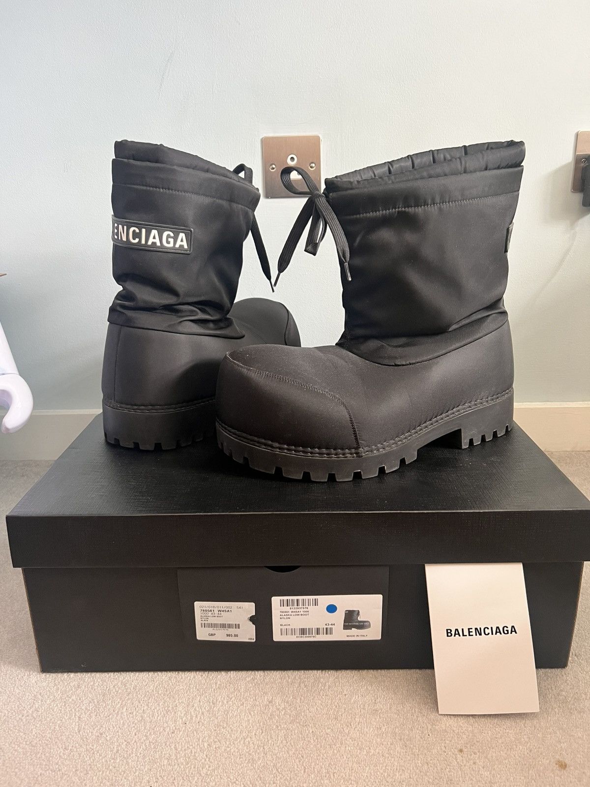 Balenciaga Balenciaga Alaska boots size 43/44 | Grailed
