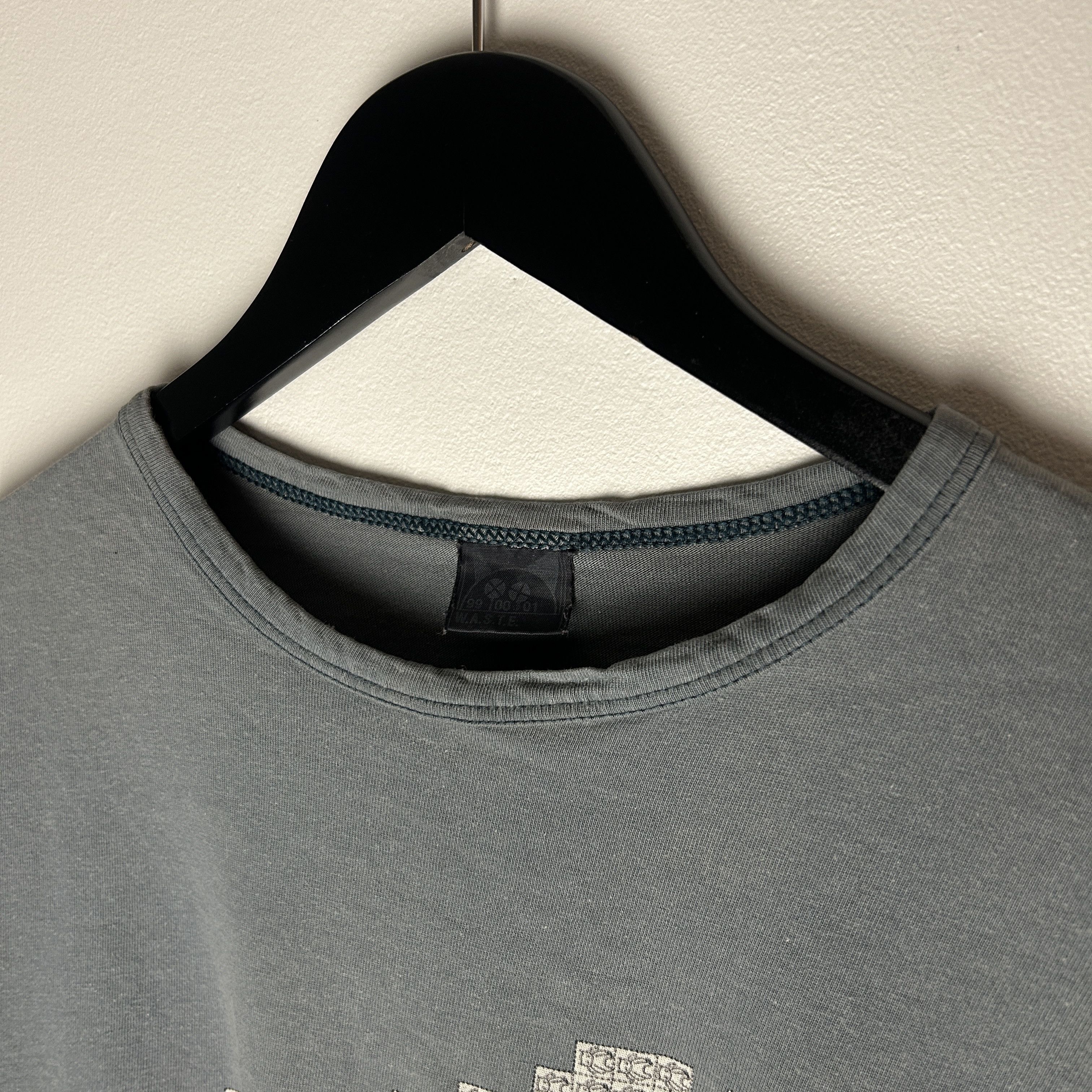 Band Tees Vintage Radiohead Minotaur W.A.S.T.E. Band T-shirt Size US M / EU 48-50 / 2 - 4 Thumbnail