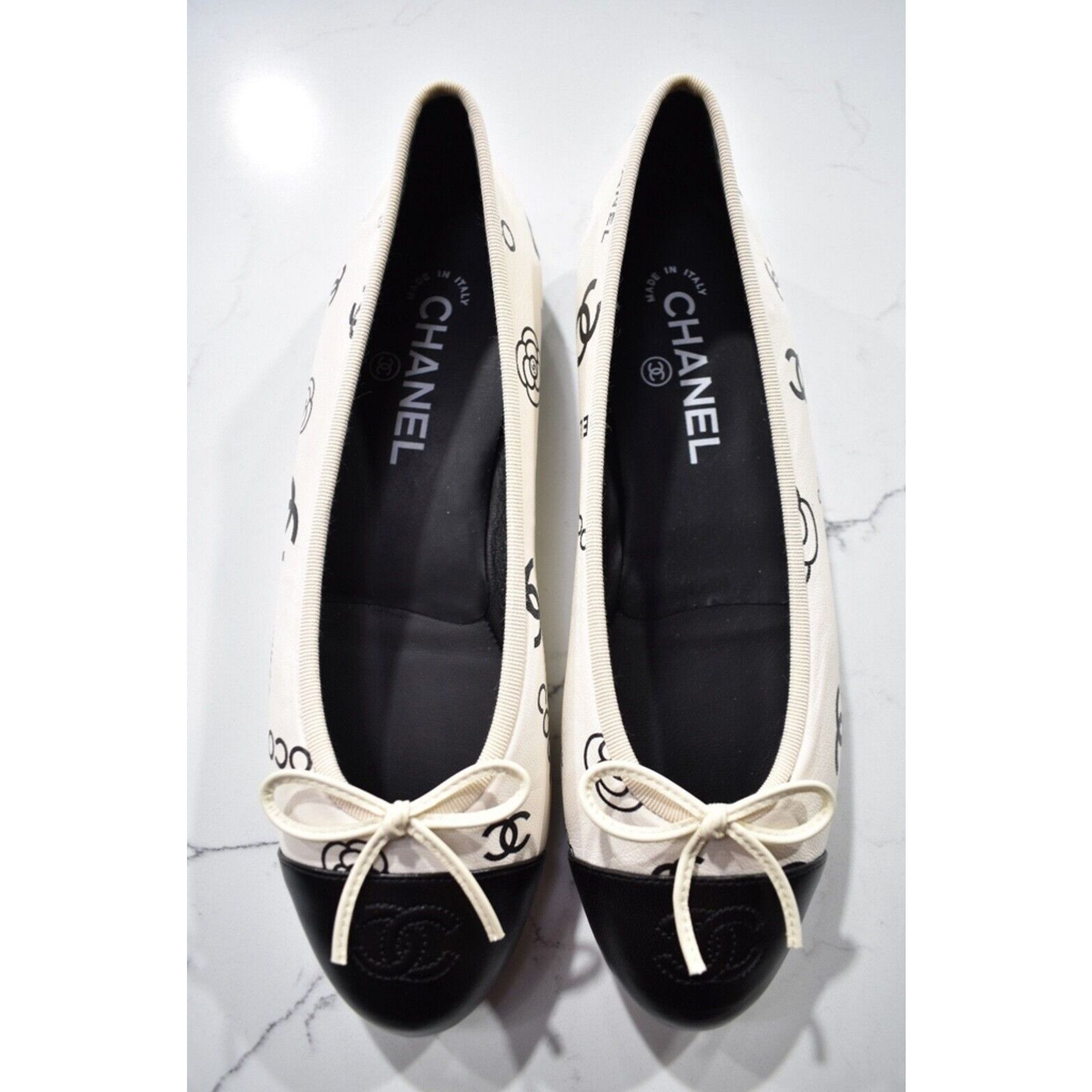 Chanel 23P CC Coco Logo Cap Toe Bow Tie Ballet Ballerina Flat 38 Size US 8 / IT 38 - 8 Thumbnail