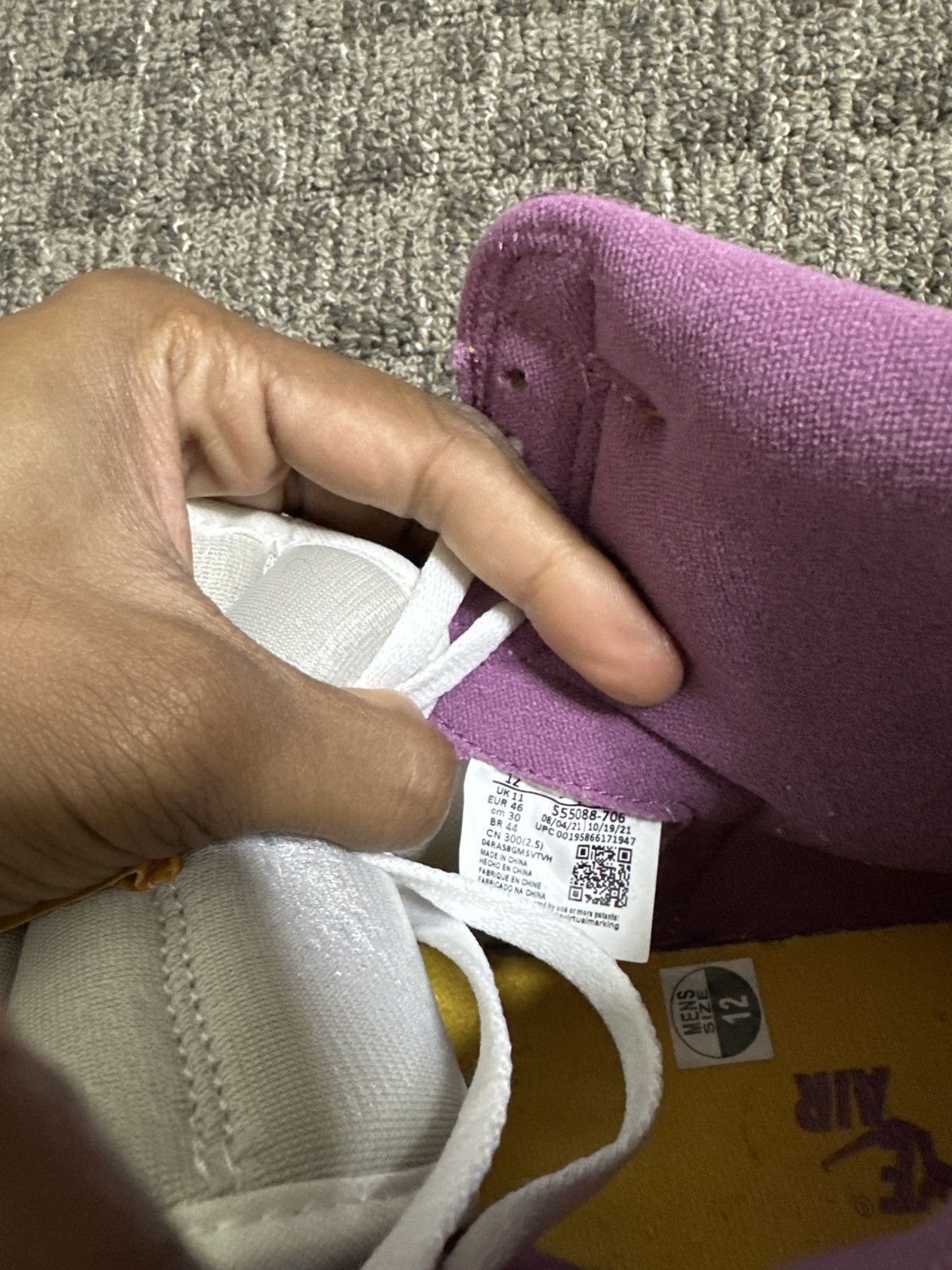 Jordan Brand Jordan 1 ‘Brotherhood’ Size US 12 / EU 45 - 5 Thumbnail