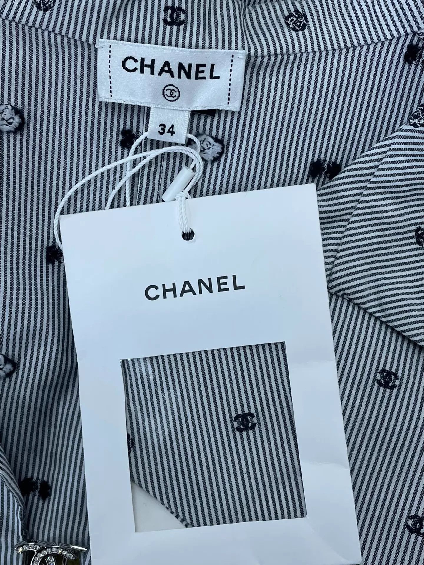 Chanel CHANEL Striped Polka Dot Crystal Button SSShirt 34 Size XS / US 0-2 / IT 36-38 - 4 Thumbnail