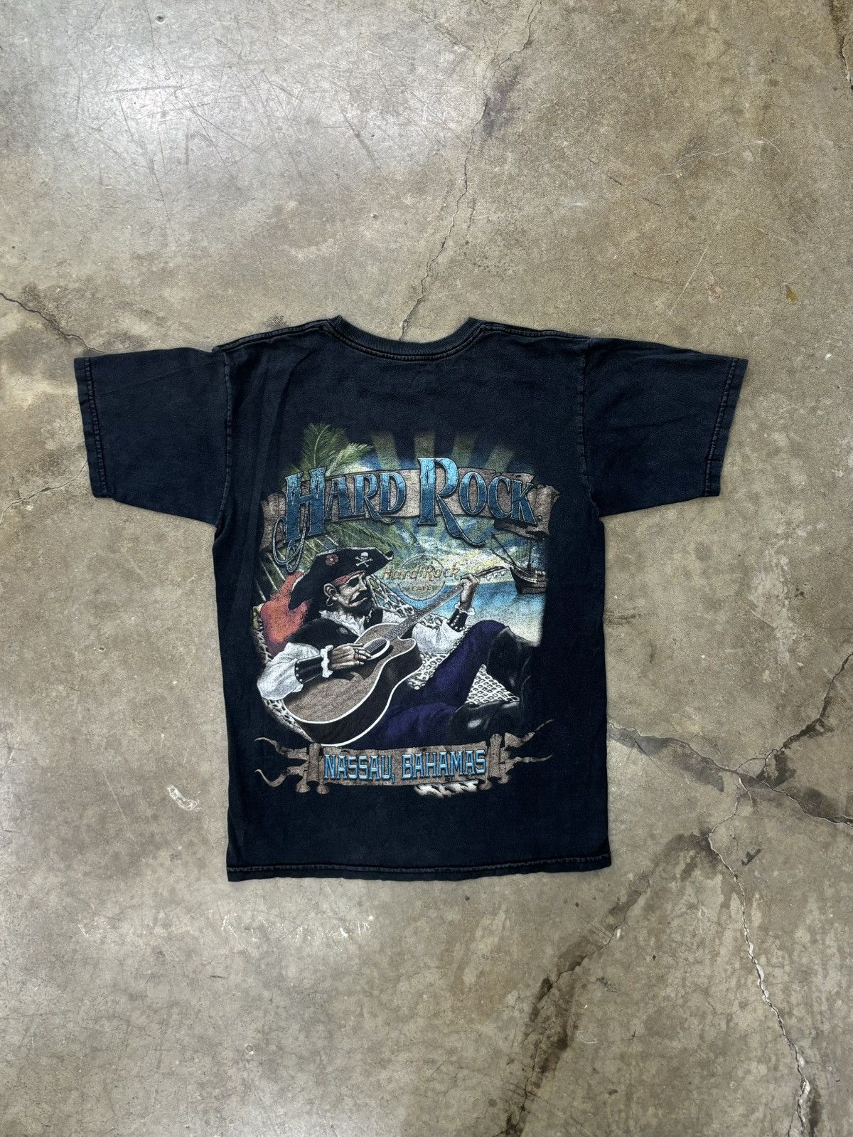 Hard Rock Cafe × Vintage Hard Rock Nassau Bahamas Pirate Tee Small Size US S / EU 44-46 / 1 - 2 Thumbnail