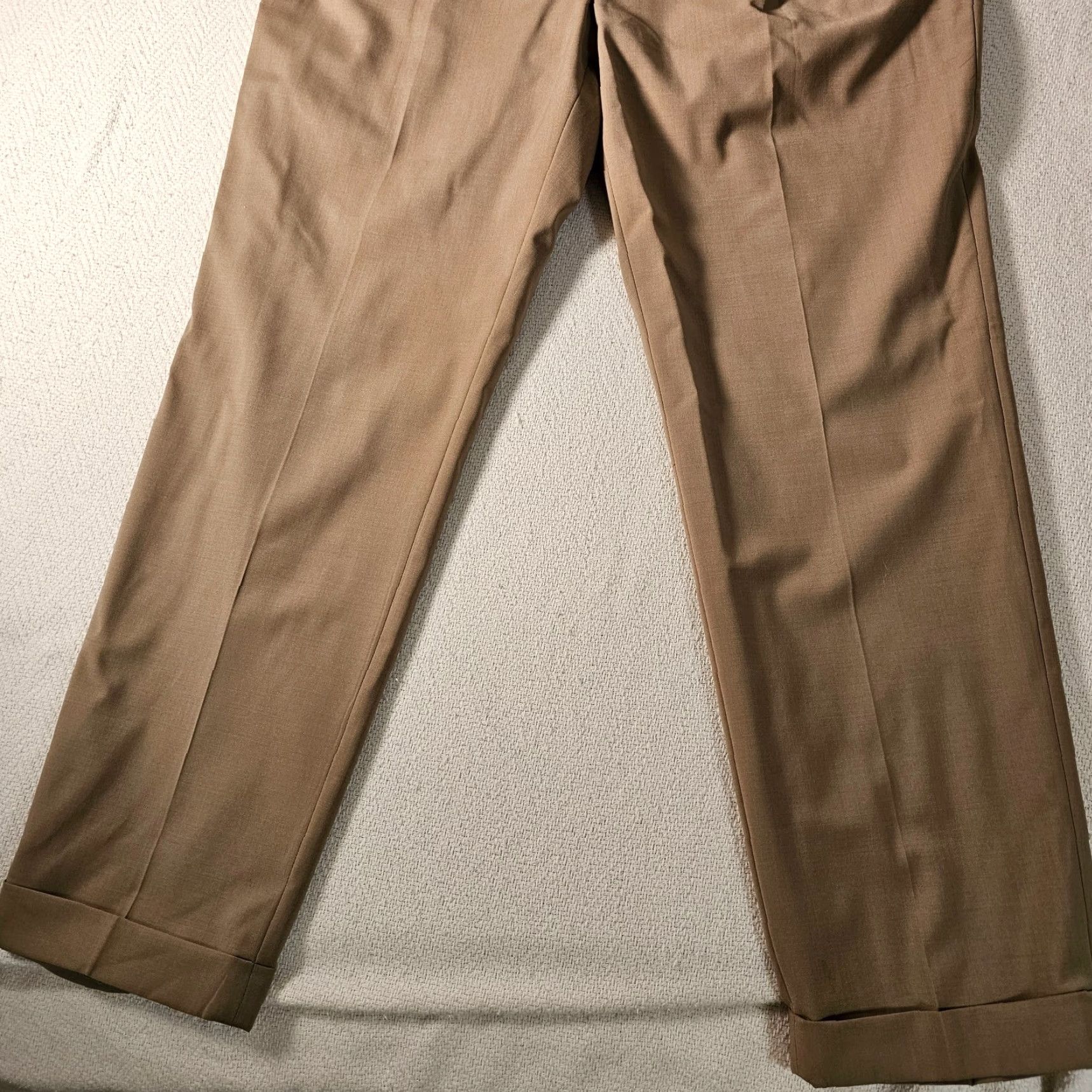 Ralph Lauren Lauren Ralph Lauren Men Dress Pants Wool 36x30 Tan Brown Pleated Cuff Classic Straight 30 Inseam Size 36 Regular Dry-clean Only N/A Size US 36 / EU 52 - 2 Thumbnail