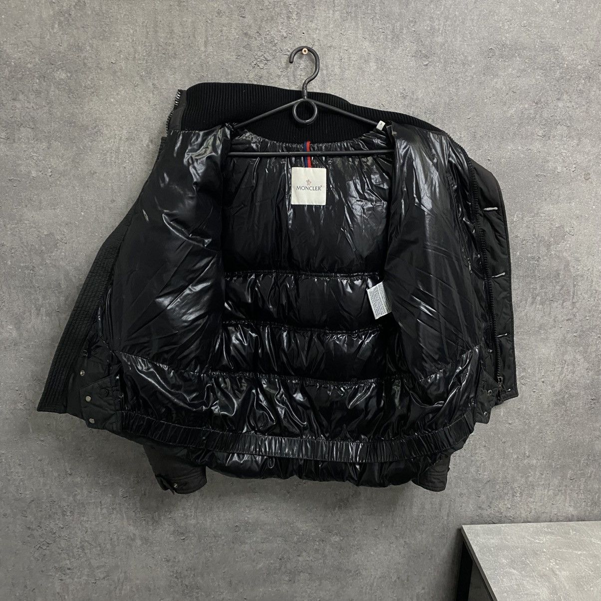 Moncler Vintage Moncler Puffer Jacket S Size Size US S / EU 44-46 / 1 - 15 Thumbnail