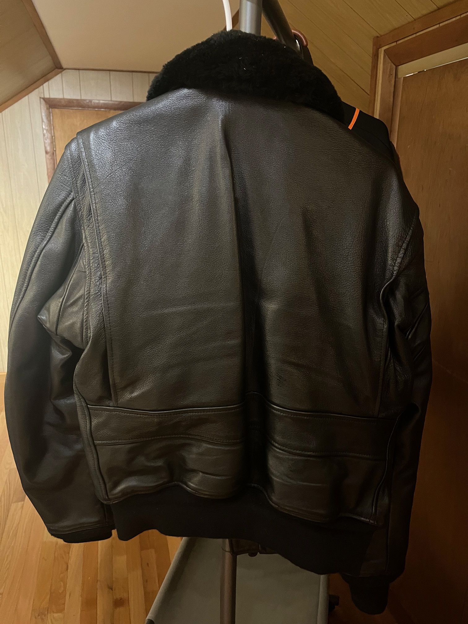 Cockpit USA [Gently Used] Black Leather G-1 Military Spec Jacket Z21E013 Size US XL / EU 56 / 4 - 2 Thumbnail