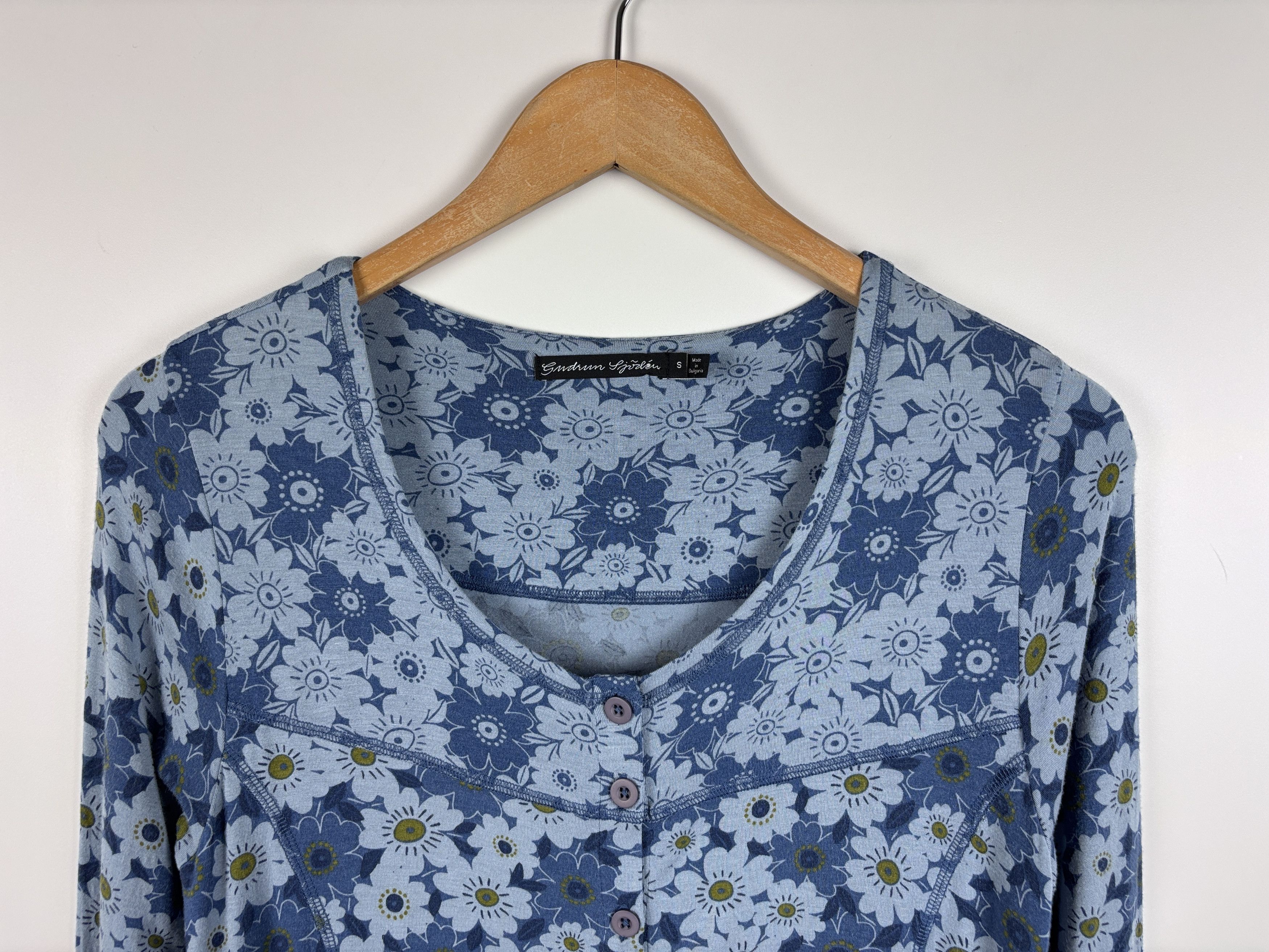 Gudrun Sjoden Womens Gudrun Sjoden Floral Cardigan Micromodal Blue Size S Size S / US 4 / IT 40 - 2 Thumbnail