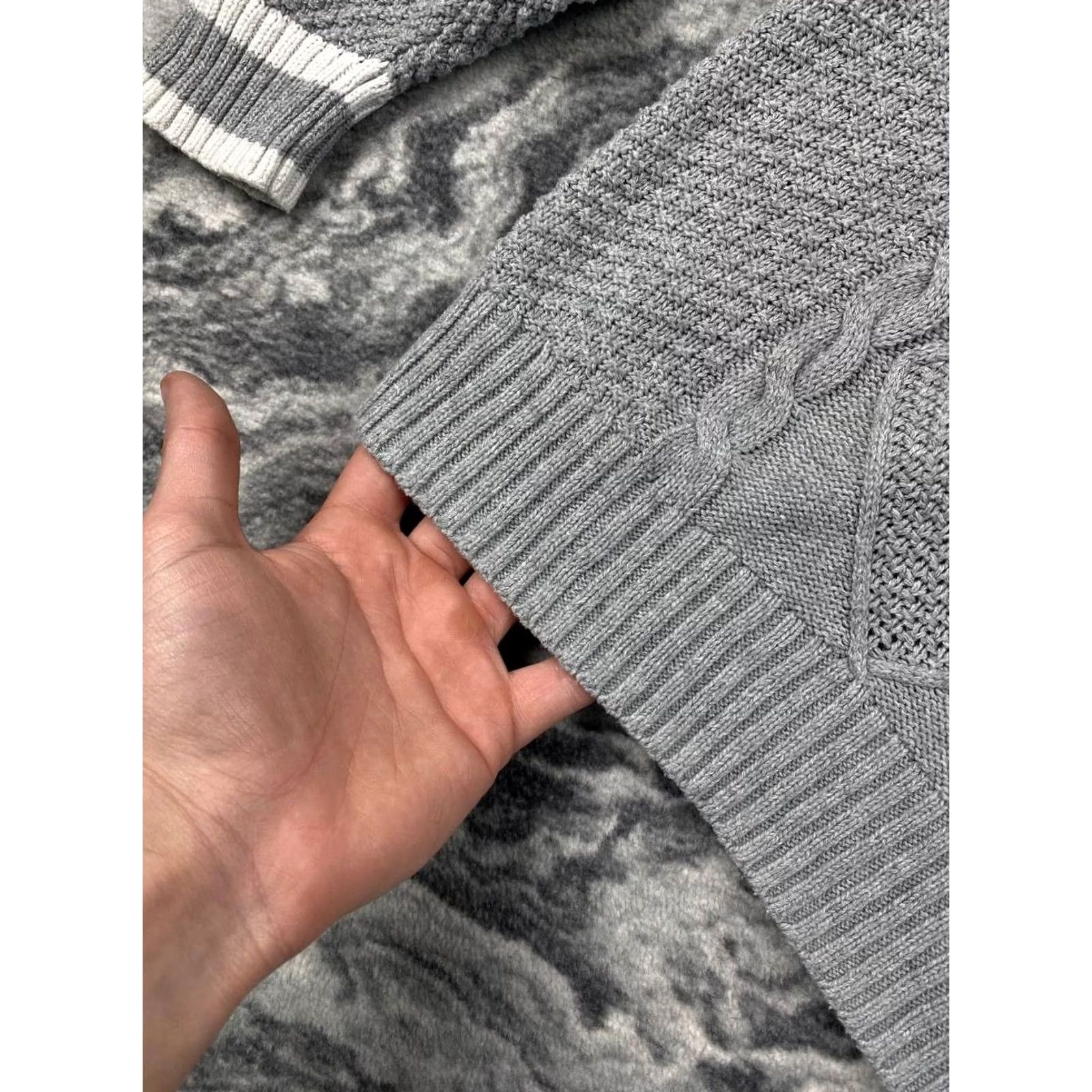 Ralph Lauren Purple Label Ralph Lauren Purple Label Men Sweater L Gray V Neck Cable Knit Silk Pullover Casual Size US L / EU 52-54 / 3 - 5 Thumbnail