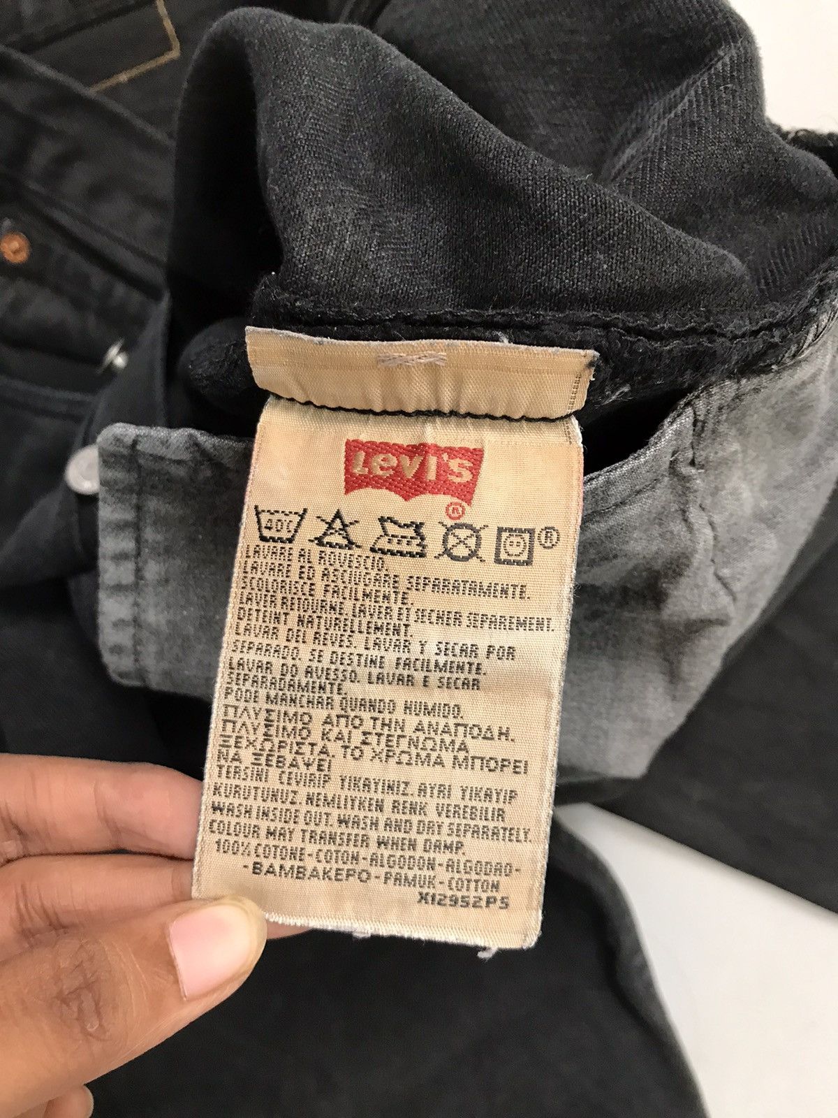 Levi's Vintage Levi’s 501 paper tab denim Size US 30 / EU 46 - 8 Thumbnail
