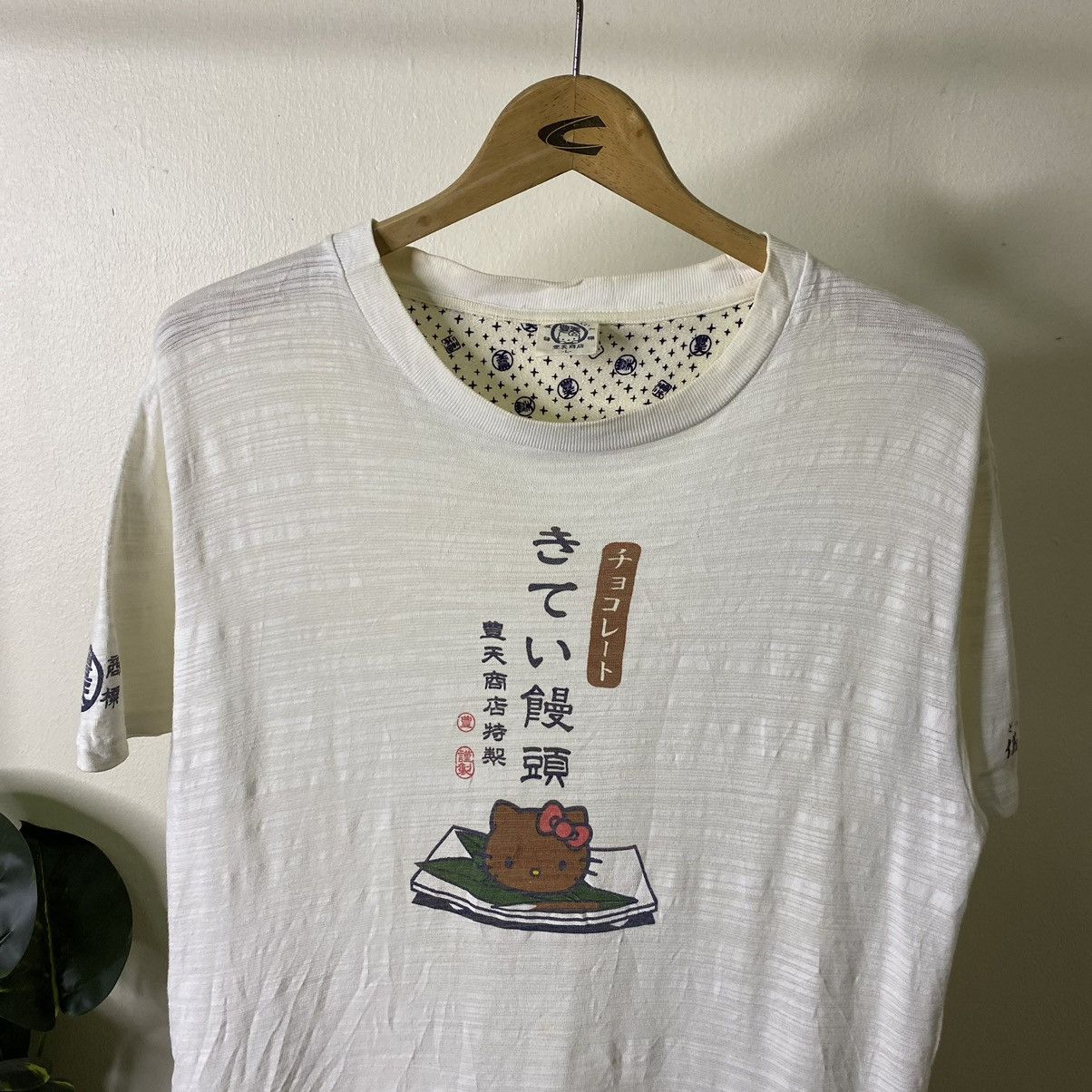 Anime × Japanese Brand × Vintage Vintage Hello Kitty Japan Cartoon Loopwheel Cotton Tee Size US L / EU 52-54 / 3 - 2 Thumbnail