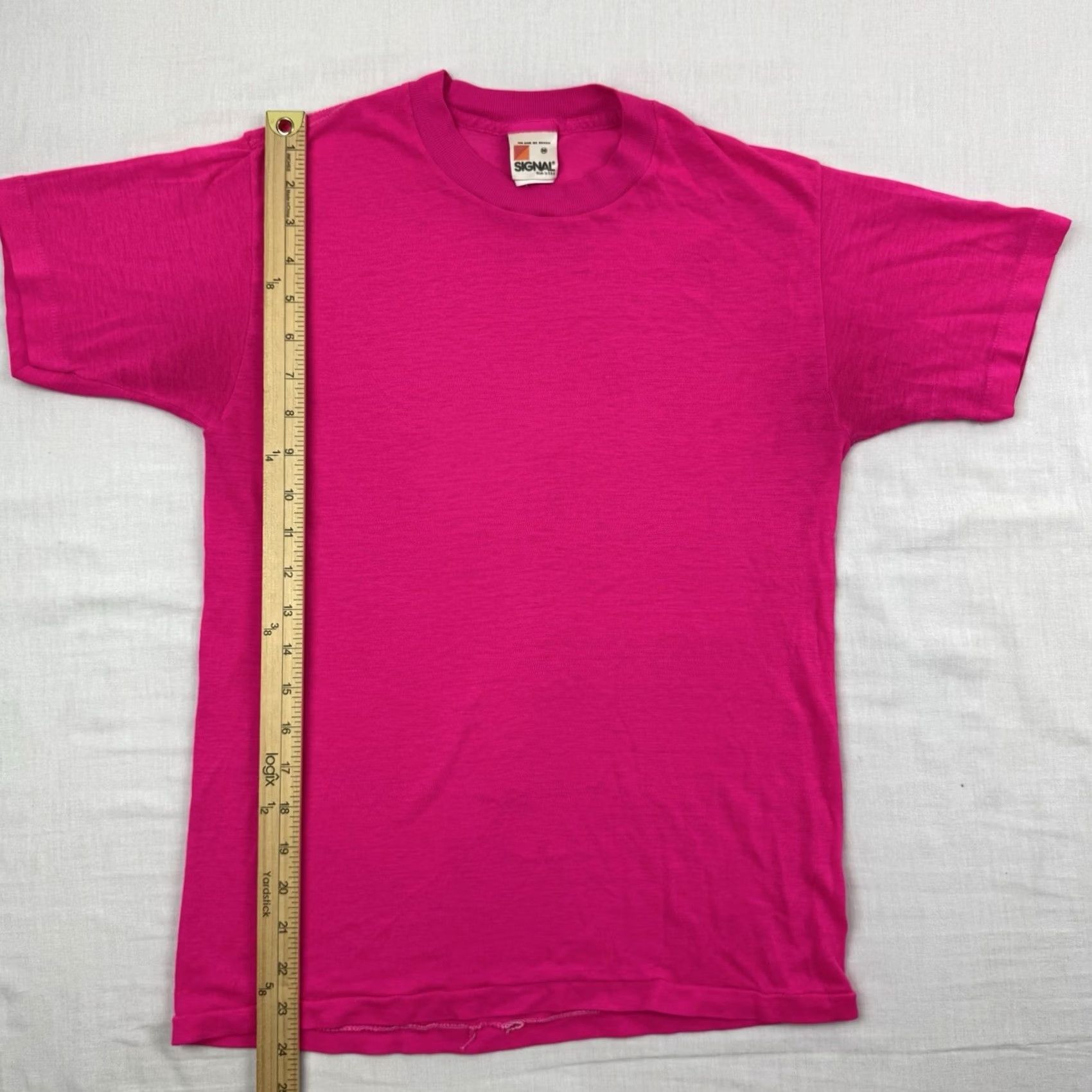Vintage VINTAGE Signal T Shirt Womens Medium 1980s Bright Pink Made In USA Hipster Size M / US 6-8 / IT 42-44 - 7 Thumbnail