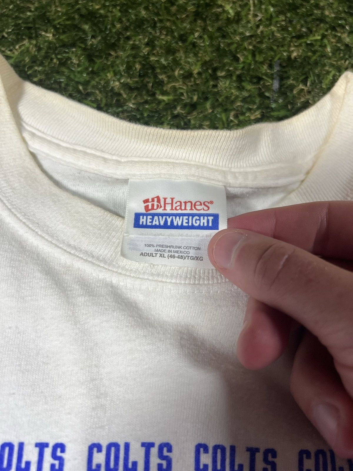 NFL Vintage Y2K RecordBreaking Peyton Manning Colts Football Tee Size US XL / EU 56 / 4 - 5 Thumbnail