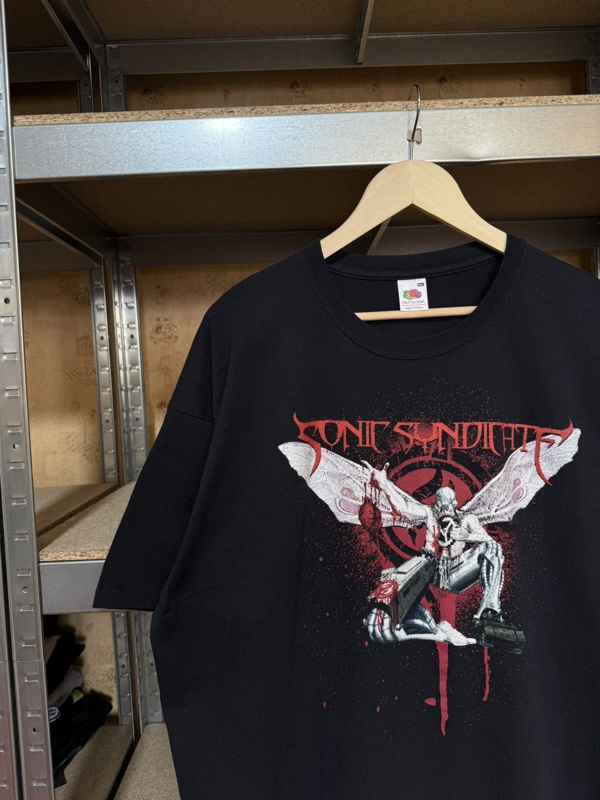 Band Tees × Vintage Vintage 2008 Sonic Syndicate Love And Other Disasters Tee Size US XXL / EU 58 / 5 - 3 Thumbnail