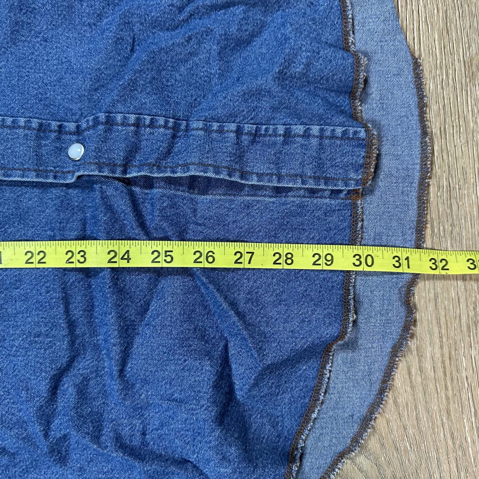 Wrangler Wrangler Mens Denim Shirt Medium Blue Vintage Size US M / EU 48-50 / 2 - 7 Thumbnail